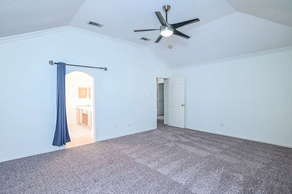 Single Family Residence For Rent in Denton County , 2100 Newport Drive, Flower Mound, Texas 75028, 3 Bedroom, 3 Bathroom, 2 Garage spaces, 2,410 Sqft, built in 1993, mls#21334391, Real Estate Agent in Flower Mound, Homes For Rent in Denton county, Homes For Rent in Flower Mound, Realtor in Flower Mound Texas, Real Estate Brokerage Independent Realty Texas, Luminita Cordes Realtor