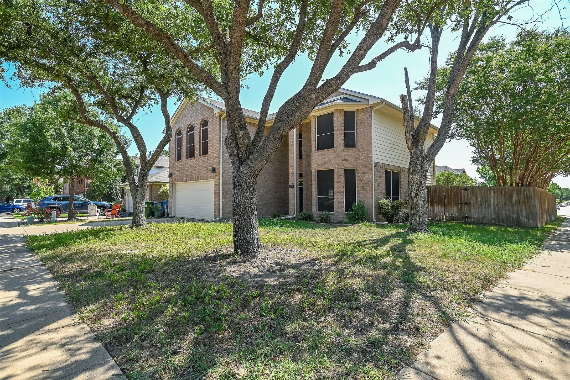 Single Family Residence For Rent in Denton County , 2100 Newport Drive, Flower Mound, Texas 75028, 3 Bedroom, 3 Bathroom, 2 Garage spaces, 2,410 Sqft, built in 1993, mls#21334391, Real Estate Agent in Flower Mound, Homes For Rent in Denton county, Homes For Rent in Flower Mound, Realtor in Flower Mound Texas, Real Estate Brokerage Independent Realty Texas, Luminita Cordes Realtor