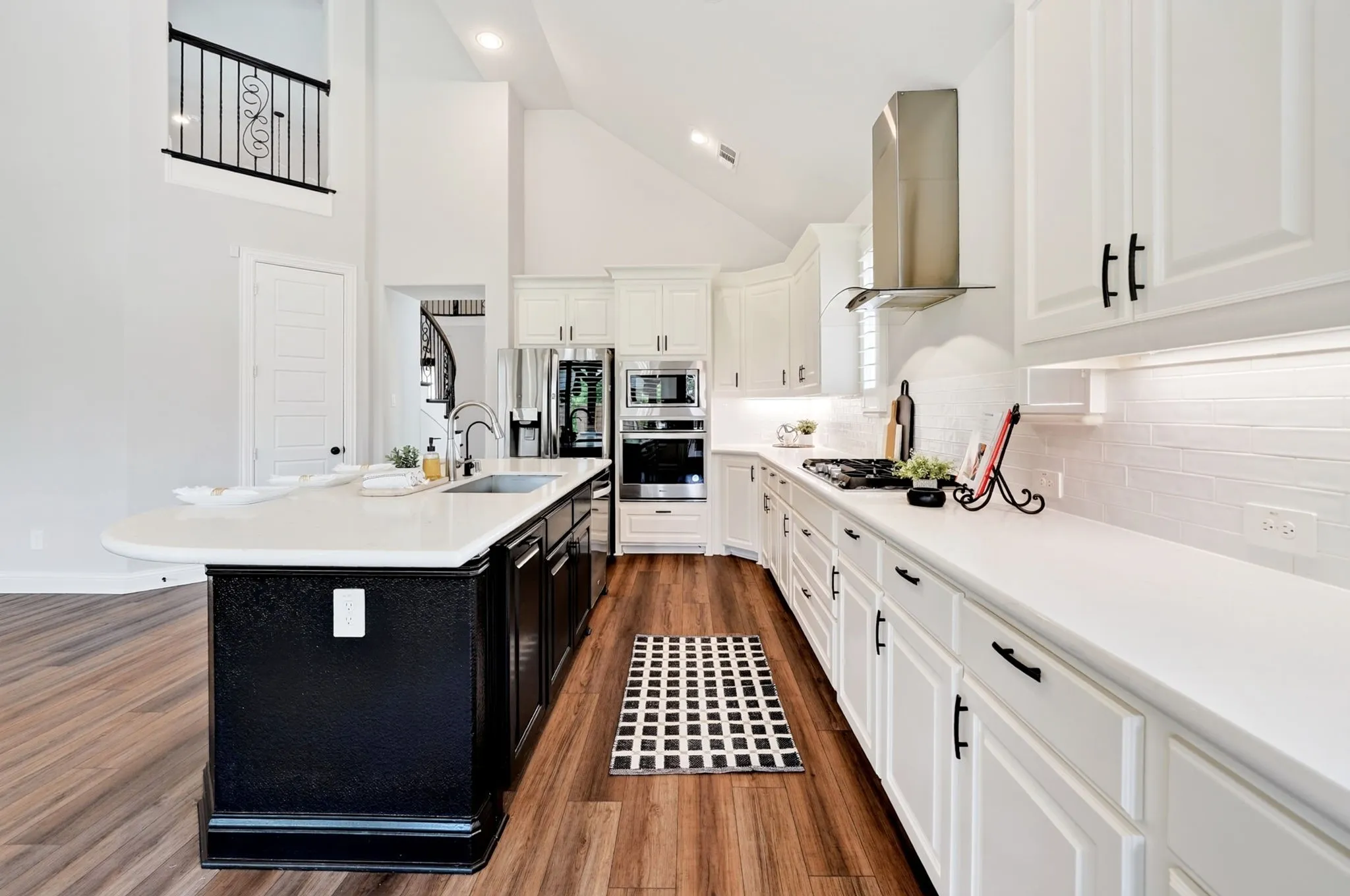 Single Family Residence For Sale in Dallas County , 208 Lenten Rose Drive, Wylie, Texas 75098, 6 Bedroom, 4 Bathroom, 3 Garage spaces, 4,043 Sqft, built in 2022, mls#21333803, Real Estate Agent in Wylie, Homes For Sale in Dallas county, Homes For Sale in Wylie, Realtor in Wylie Texas, Real Estate Brokerage Independent Realty Texas, Luminita Cordes Realtor