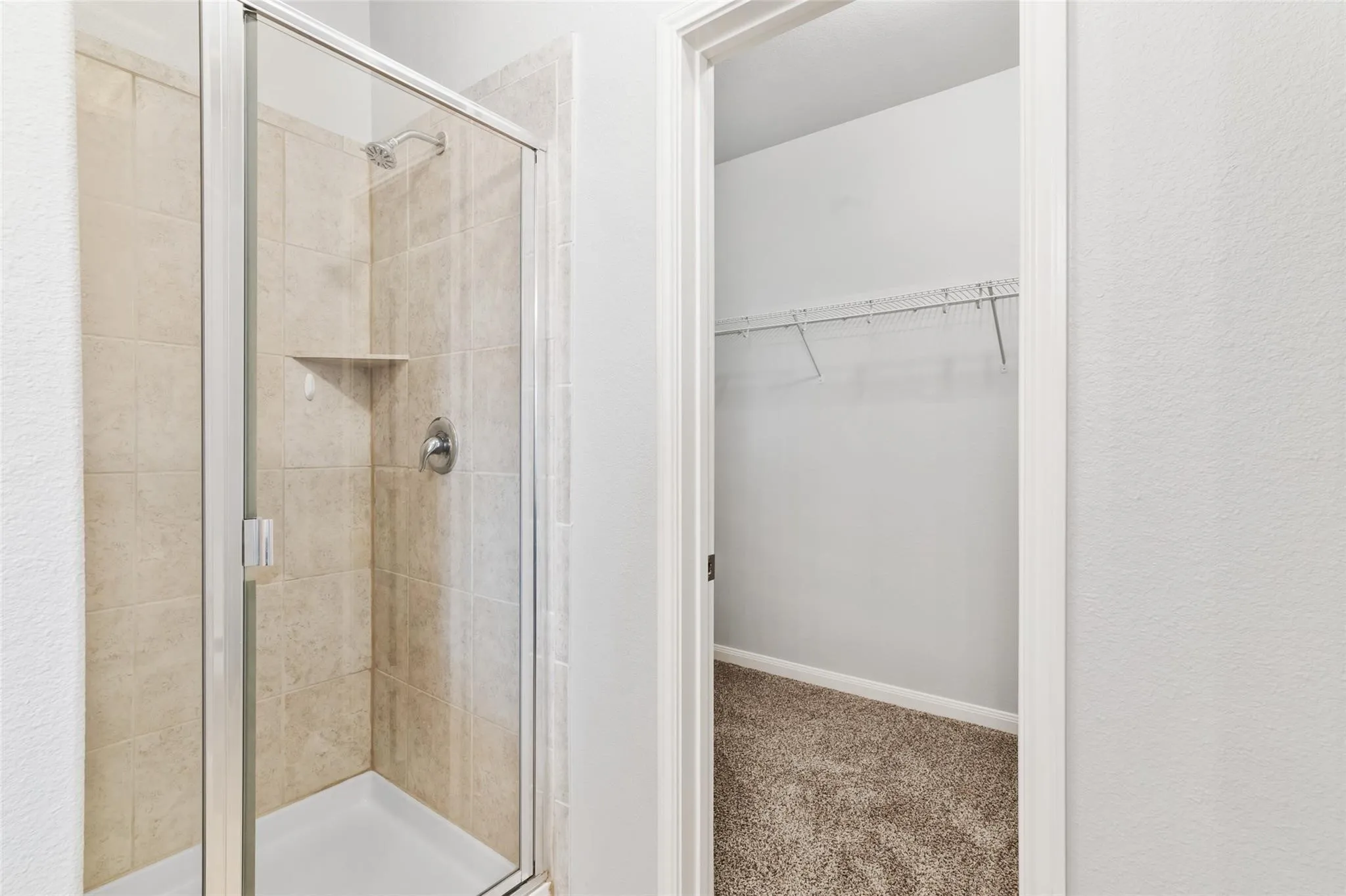 Single Family Residence For Rent in Tarrant County , 6041 Spring Ranch Drive, Fort Worth, Texas 76179, 3 Bedroom, 2 Bathroom, 2 Garage spaces, 1,597 Sqft, built in 2018, mls#21334410, Real Estate Agent in Fort Worth, Homes For Rent in Tarrant county, Homes For Rent in Fort Worth, Realtor in Fort Worth Texas, Real Estate Brokerage Independent Realty Texas, Luminita Cordes Realtor
