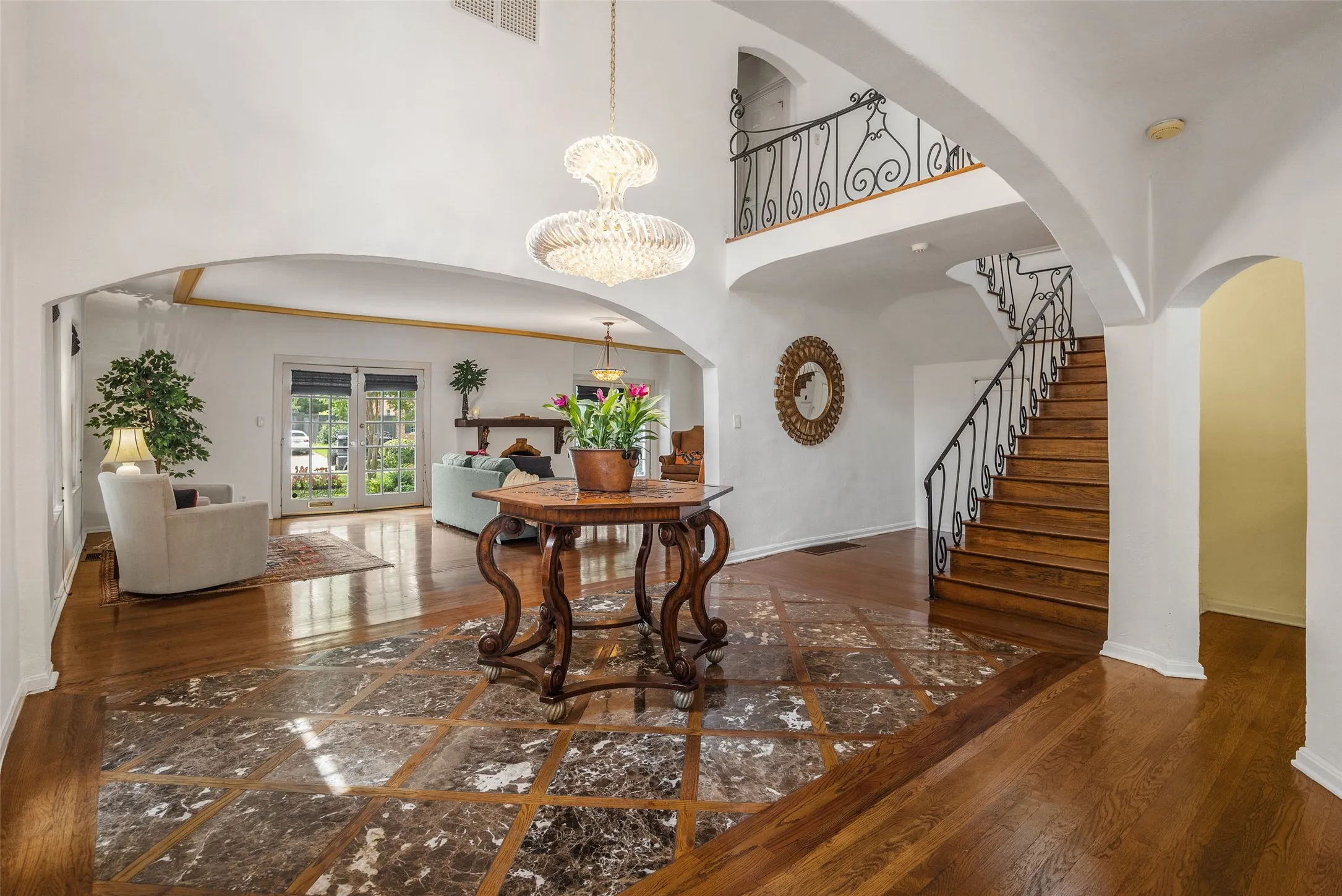 Soaring Foyer Ceilings