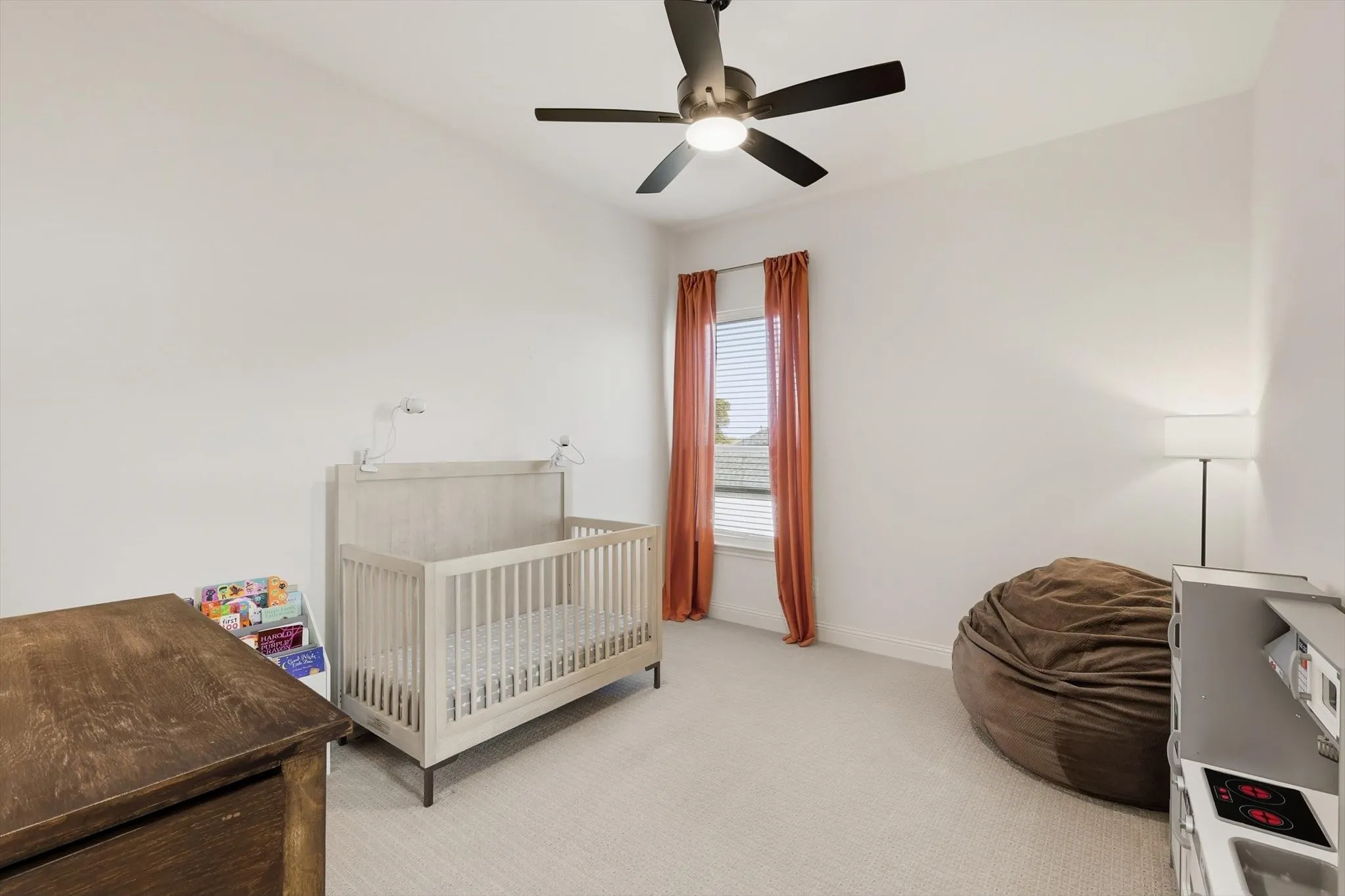 Single Family Residence For Sale in Parker County , 459 Red Bird Drive, Springtown, Texas 76082, 4 Bedroom, 3 Bathroom, 3 Garage spaces, 2,660 Sqft, built in 2022, mls#21332303, Real Estate Agent in Springtown, Homes For Sale in Parker county, Homes For Sale in Springtown, Realtor in Springtown Texas, Real Estate Brokerage Independent Realty Texas, Luminita Cordes Realtor