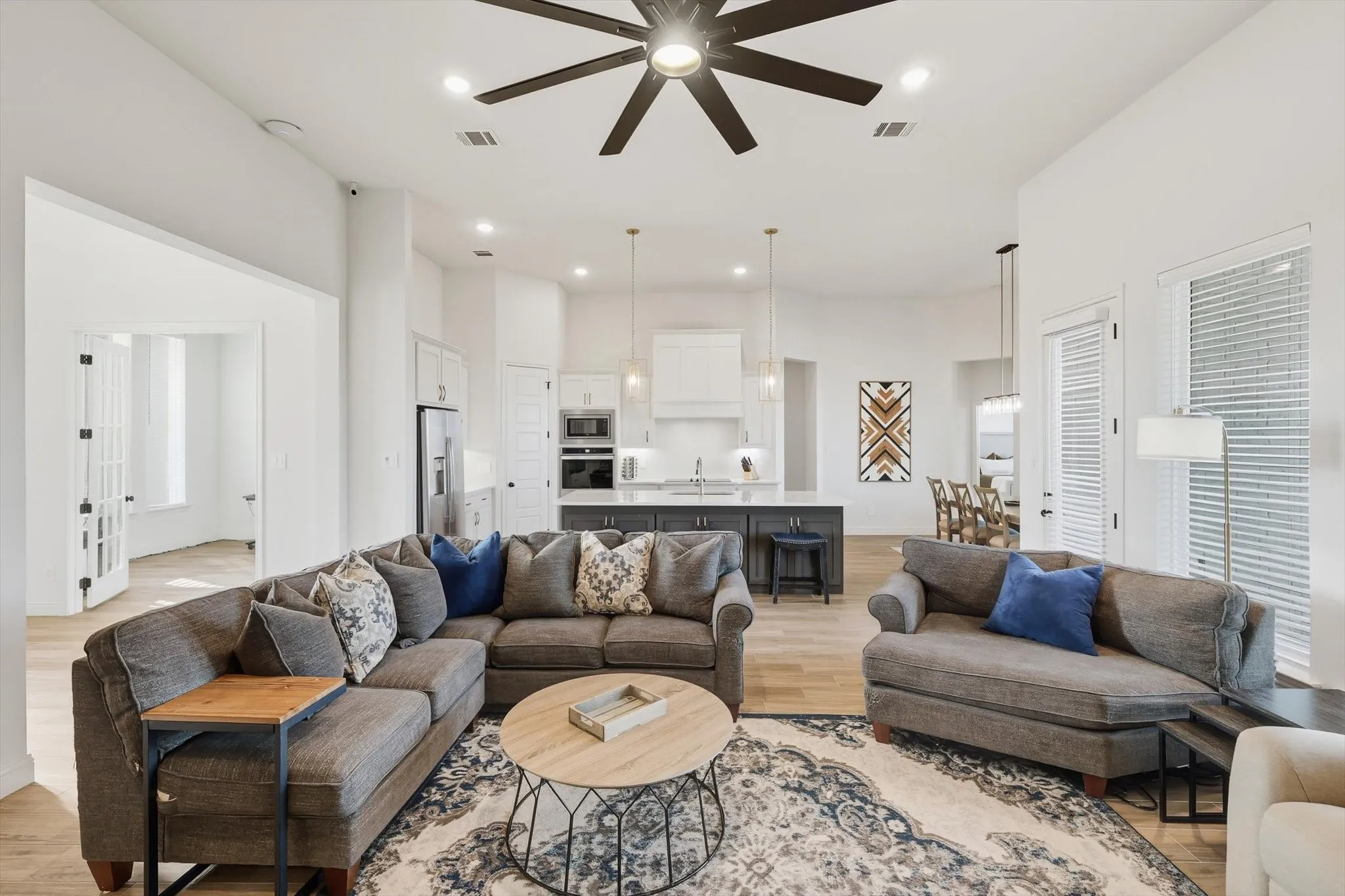 Single Family Residence For Sale in Parker County , 459 Red Bird Drive, Springtown, Texas 76082, 4 Bedroom, 3 Bathroom, 3 Garage spaces, 2,660 Sqft, built in 2022, mls#21332303, Real Estate Agent in Springtown, Homes For Sale in Parker county, Homes For Sale in Springtown, Realtor in Springtown Texas, Real Estate Brokerage Independent Realty Texas, Luminita Cordes Realtor