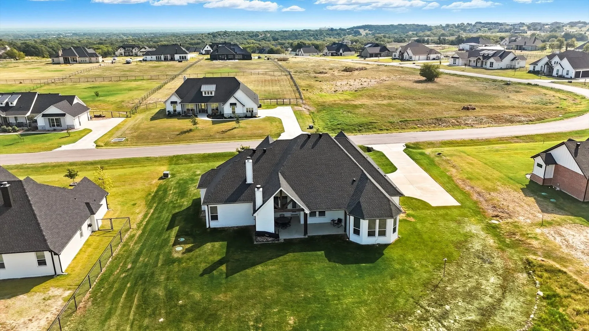Single Family Residence For Sale in Parker County , 459 Red Bird Drive, Springtown, Texas 76082, 4 Bedroom, 3 Bathroom, 3 Garage spaces, 2,660 Sqft, built in 2022, mls#21332303, Real Estate Agent in Springtown, Homes For Sale in Parker county, Homes For Sale in Springtown, Realtor in Springtown Texas, Real Estate Brokerage Independent Realty Texas, Luminita Cordes Realtor