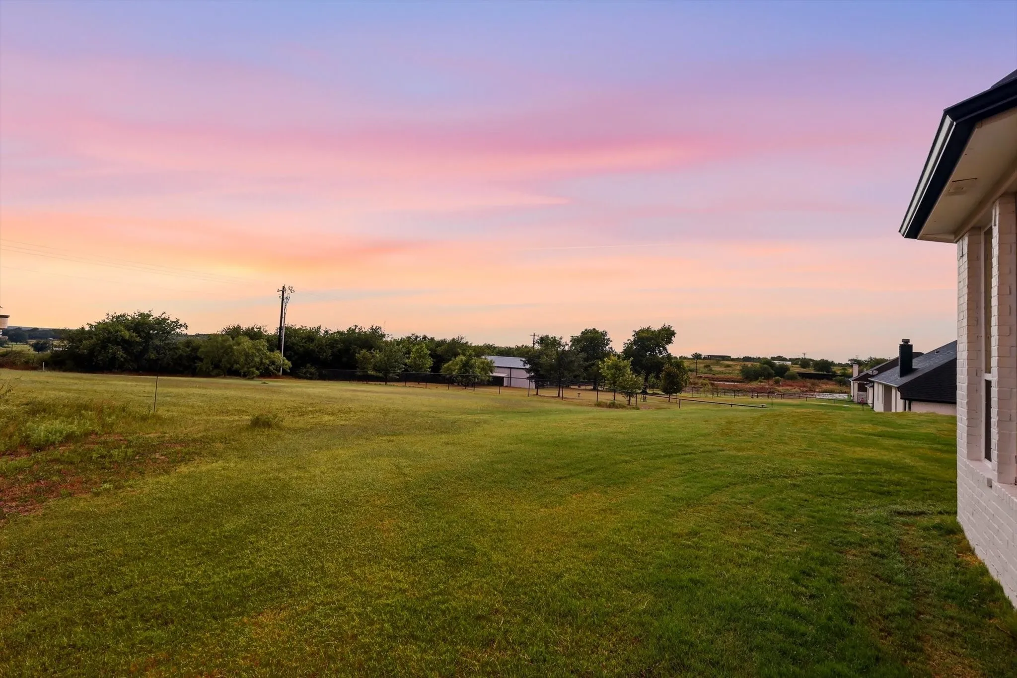Single Family Residence For Sale in Parker County , 459 Red Bird Drive, Springtown, Texas 76082, 4 Bedroom, 3 Bathroom, 3 Garage spaces, 2,660 Sqft, built in 2022, mls#21332303, Real Estate Agent in Springtown, Homes For Sale in Parker county, Homes For Sale in Springtown, Realtor in Springtown Texas, Real Estate Brokerage Independent Realty Texas, Luminita Cordes Realtor