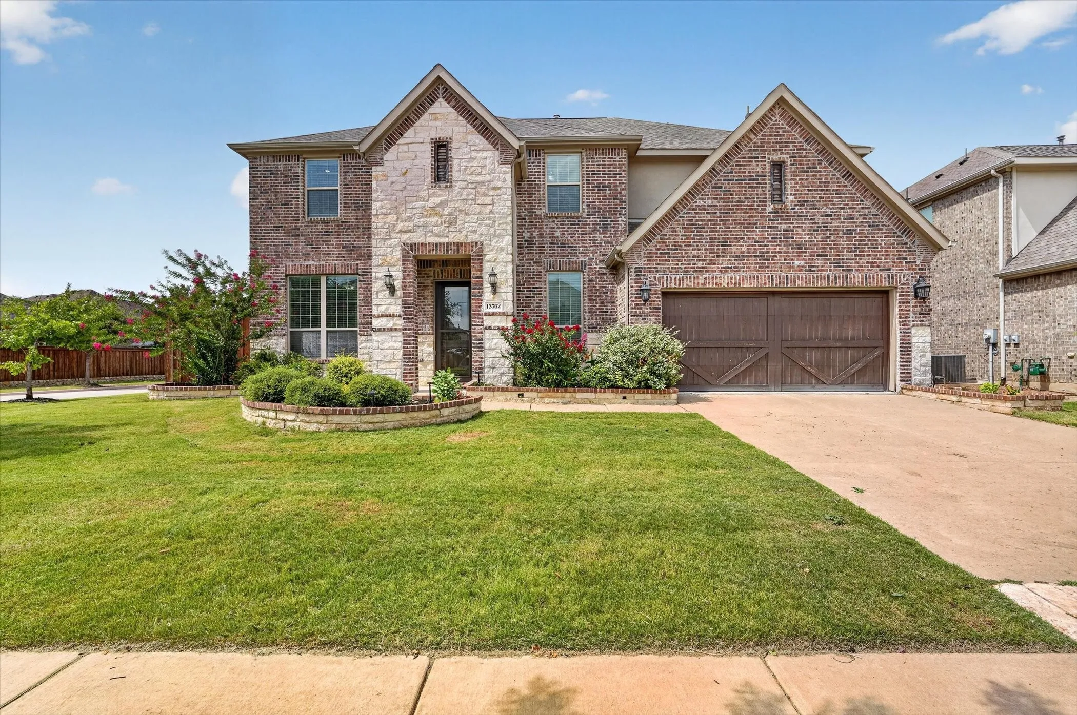 Single Family Residence For Sale in Collin County , 13762 Kevin Drive, Frisco, Texas 75035, 6 Bedroom, 4 Bathroom, 2 Garage spaces, 4,013 Sqft, built in 2019, mls#21334353, Real Estate Agent in Frisco, Homes For Sale in Collin county, Homes For Sale in Frisco, Realtor in Frisco Texas, Real Estate Brokerage Independent Realty Texas, Luminita Cordes Realtor