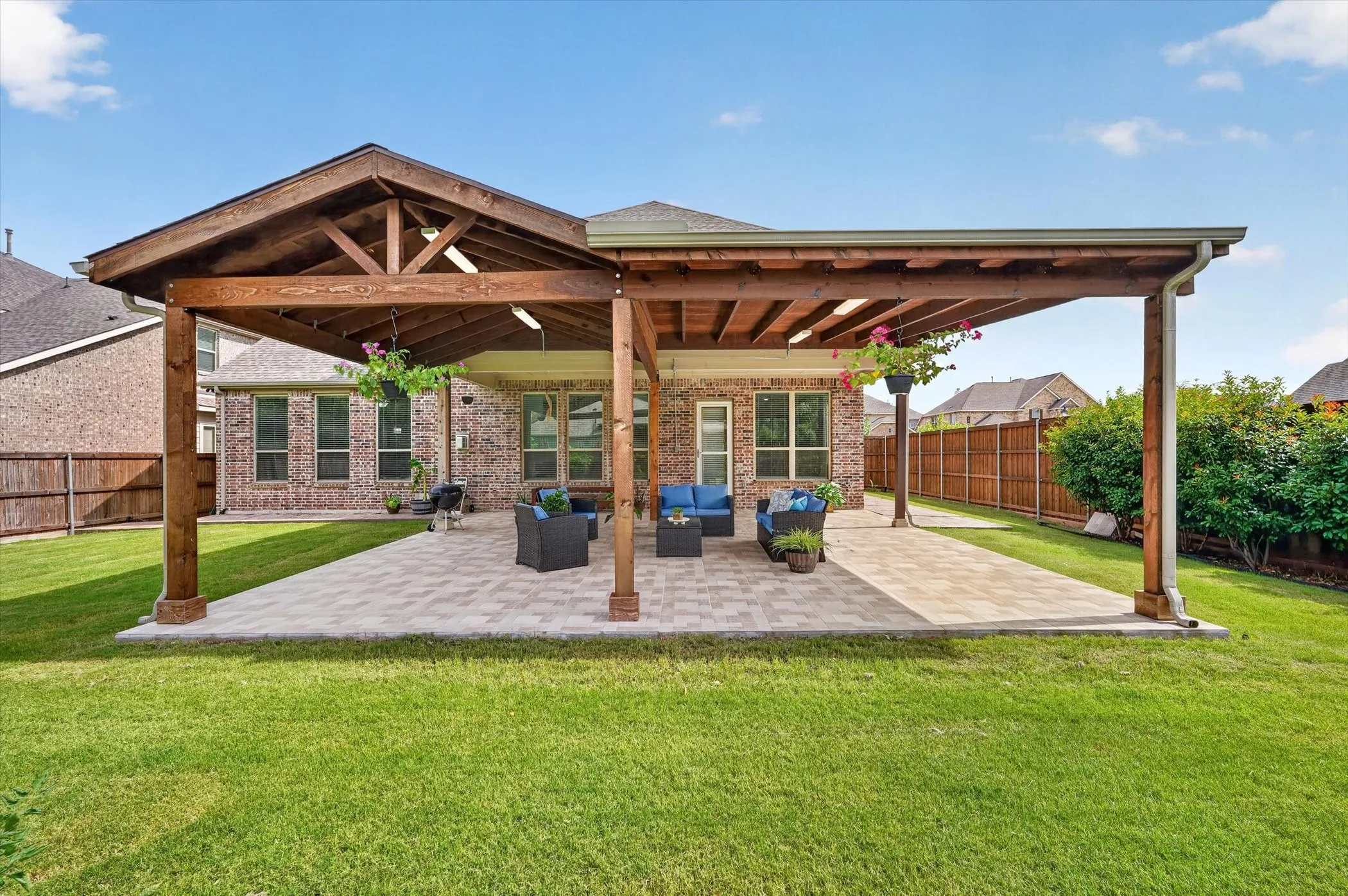 Gorgeous outdoor living area