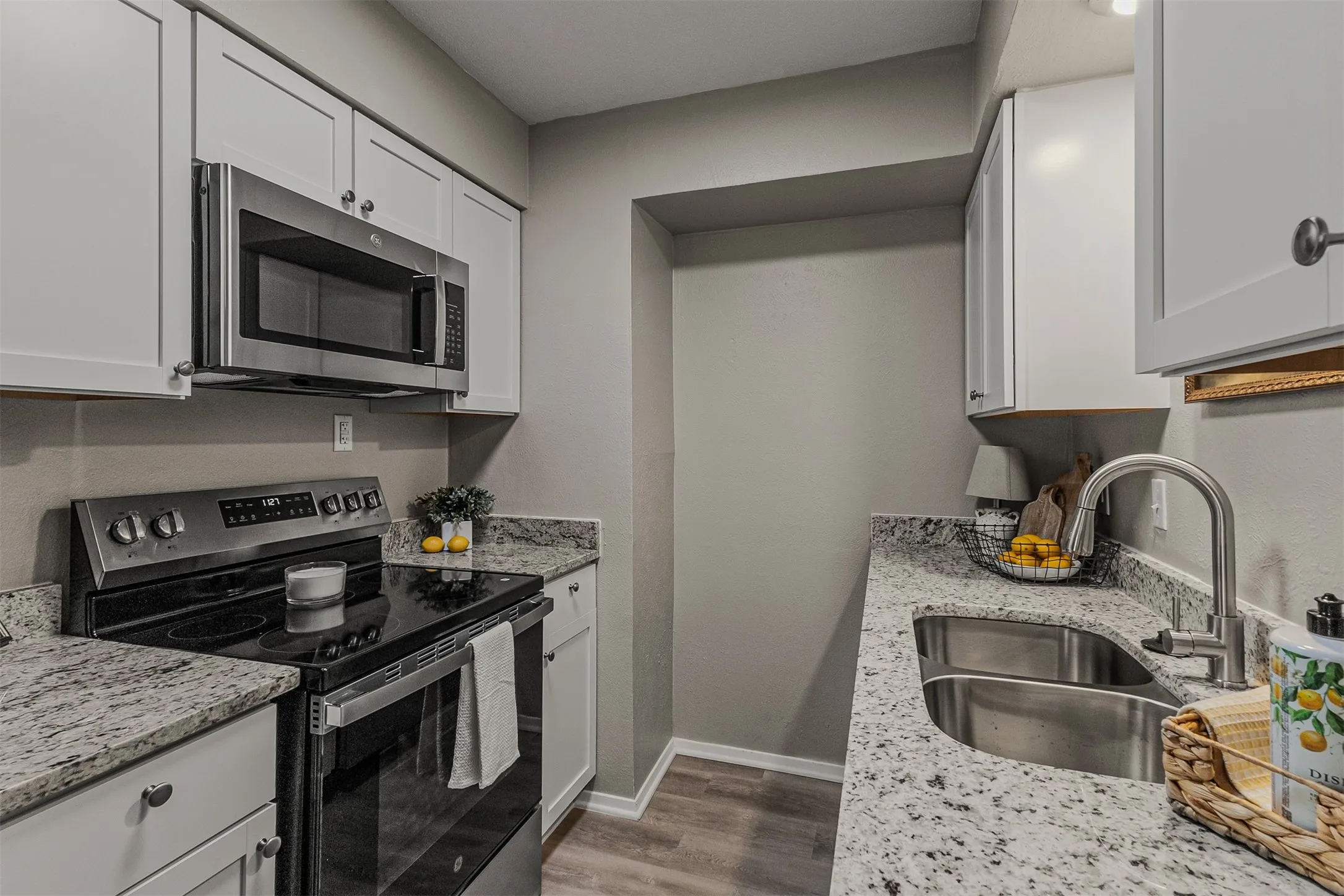 Condominium For Sale in Grayson County , 1905 W Morton Street 11, Denison, Texas 75020, 3 Bedroom, 2 Bathroom, Garage spaces, 1,080 Sqft, built in 1962, mls#21332037, Real Estate Agent in Denison, Homes For Sale in Grayson county, Homes For Sale in Denison, Realtor in Denison Texas, Real Estate Brokerage Independent Realty Texas, Luminita Cordes Realtor