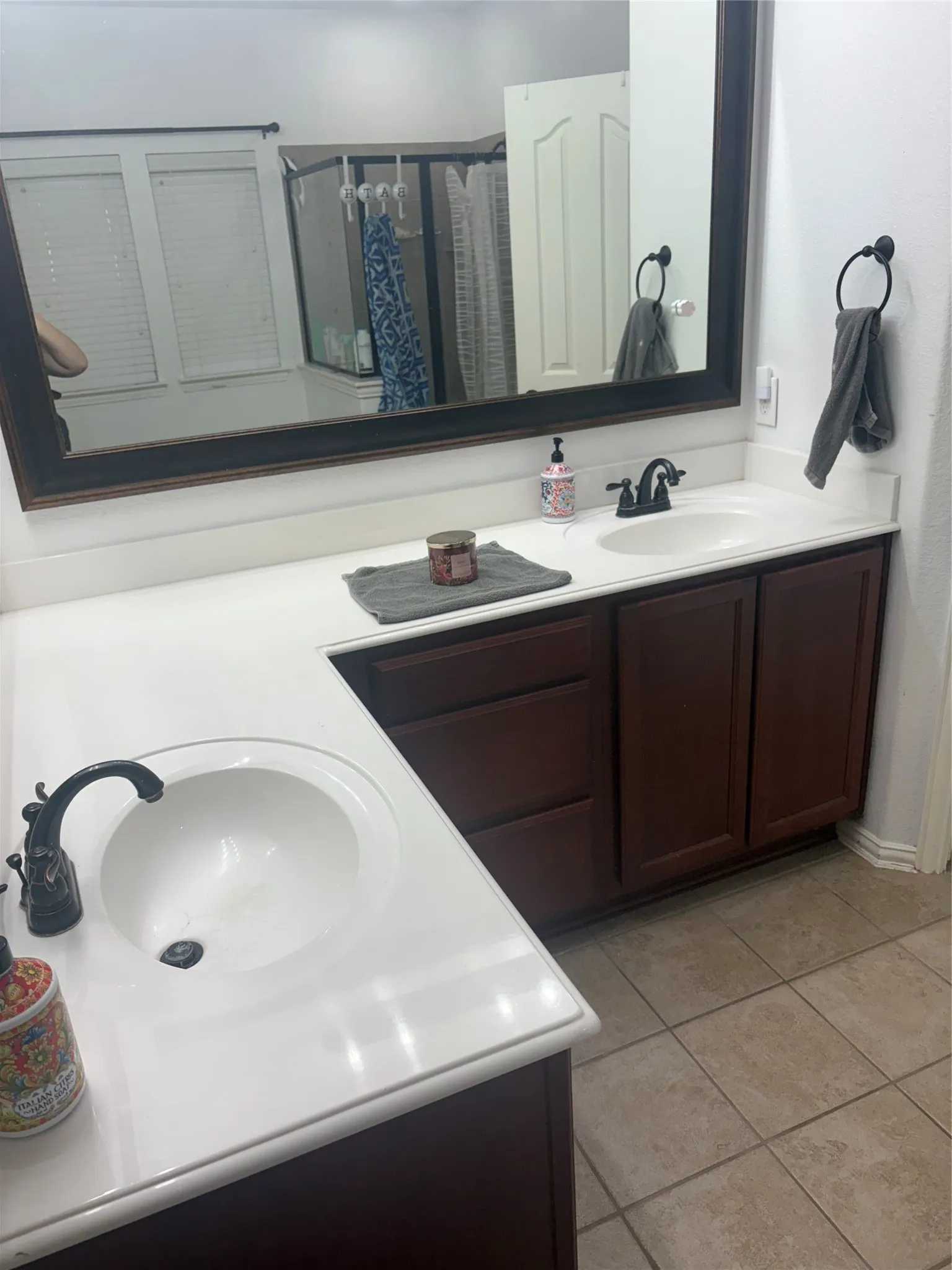 Single Family Residence For Sale in Tarrant County , 2756 Explorador, Grand Prairie, Texas 75054, 4 Bedroom, 4 Bathroom, 3 Garage spaces, 3,034 Sqft, built in 2010, mls#21334162, Real Estate Agent in Grand Prairie, Homes For Sale in Tarrant county, Homes For Sale in Grand Prairie, Realtor in Grand Prairie Texas, Real Estate Brokerage Independent Realty Texas, Luminita Cordes Realtor