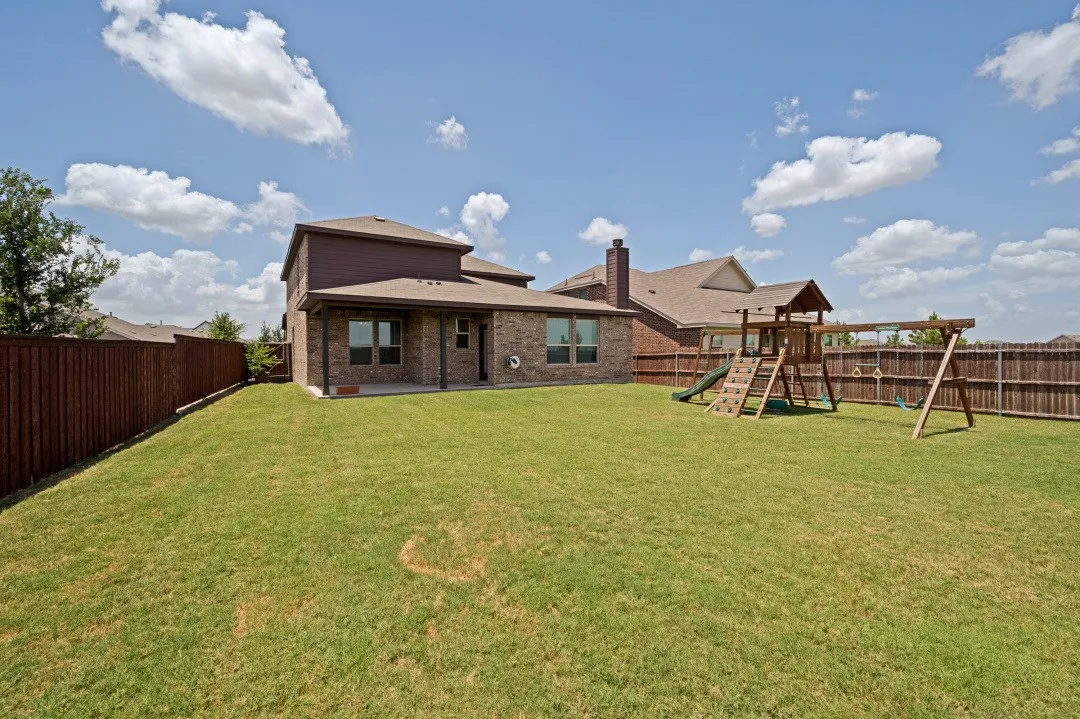 Single Family Residence For Sale in Denton County , 11520 Aspen Meadows Court, Aubrey, Texas 76227, 5 Bedroom, 4 Bathroom, 2 Garage spaces, 2,765 Sqft, built in 2021, mls#21327059, Real Estate Agent in Aubrey, Homes For Sale in Denton county, Homes For Sale in Aubrey, Realtor in Aubrey Texas, Real Estate Brokerage Independent Realty Texas, Luminita Cordes Realtor