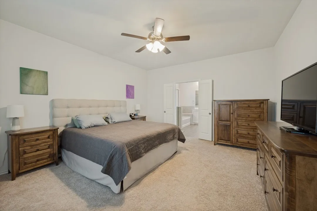Single Family Residence For Sale in Denton County , 11520 Aspen Meadows Court, Aubrey, Texas 76227, 5 Bedroom, 4 Bathroom, 2 Garage spaces, 2,765 Sqft, built in 2021, mls#21327059, Real Estate Agent in Aubrey, Homes For Sale in Denton county, Homes For Sale in Aubrey, Realtor in Aubrey Texas, Real Estate Brokerage Independent Realty Texas, Luminita Cordes Realtor