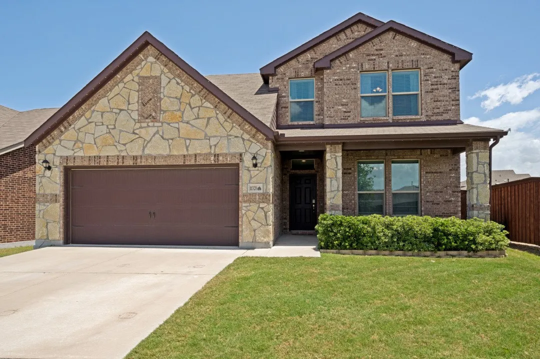 Single Family Residence For Sale in Denton County , 11520 Aspen Meadows Court, Aubrey, Texas 76227, 5 Bedroom, 4 Bathroom, 2 Garage spaces, 2,765 Sqft, built in 2021, mls#21327059, Real Estate Agent in Aubrey, Homes For Sale in Denton county, Homes For Sale in Aubrey, Realtor in Aubrey Texas, Real Estate Brokerage Independent Realty Texas, Luminita Cordes Realtor