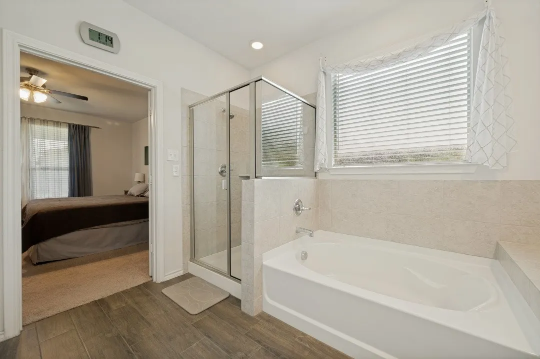 Single Family Residence For Sale in Denton County , 11520 Aspen Meadows Court, Aubrey, Texas 76227, 5 Bedroom, 4 Bathroom, 2 Garage spaces, 2,765 Sqft, built in 2021, mls#21327059, Real Estate Agent in Aubrey, Homes For Sale in Denton county, Homes For Sale in Aubrey, Realtor in Aubrey Texas, Real Estate Brokerage Independent Realty Texas, Luminita Cordes Realtor