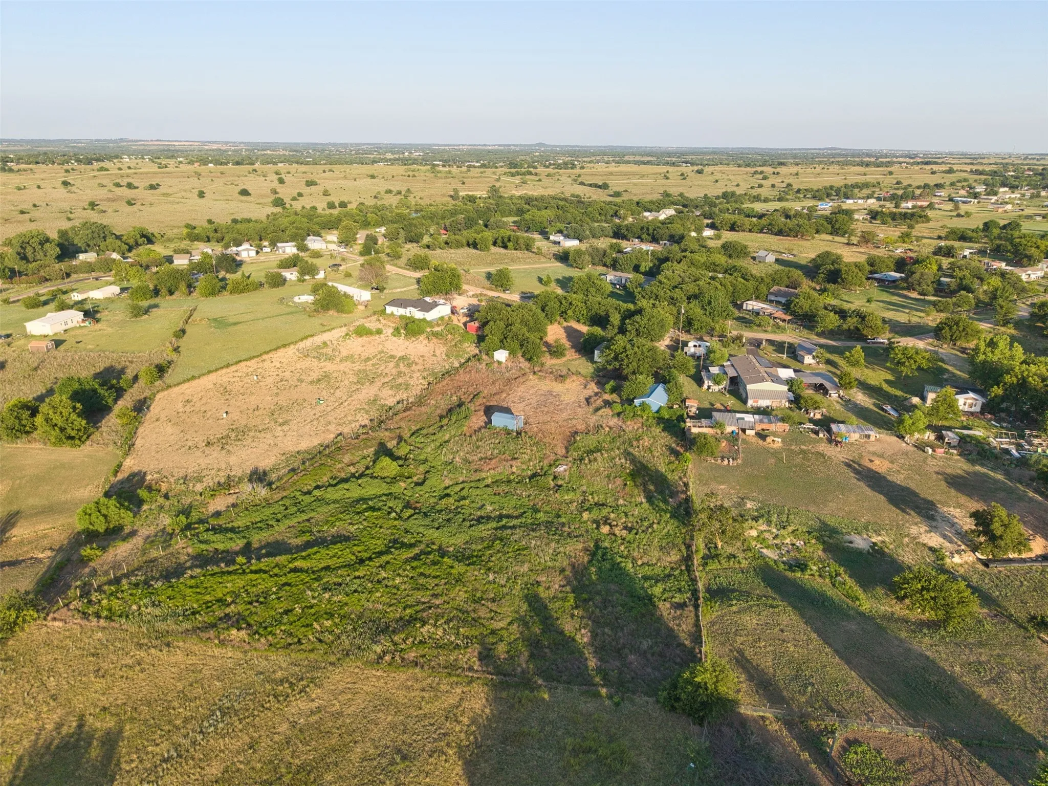 Mobile Home For Sale in Johnson County , 9608 Clark Street, Joshua, Texas 76058, 3 Bedroom, 2 Bathroom, Garage spaces, 1,936 Sqft, built in 2008, mls#21334351, Real Estate Agent in Joshua, Homes For Sale in Johnson county, Homes For Sale in Joshua, Realtor in Joshua Texas, Real Estate Brokerage Independent Realty Texas, Luminita Cordes Realtor