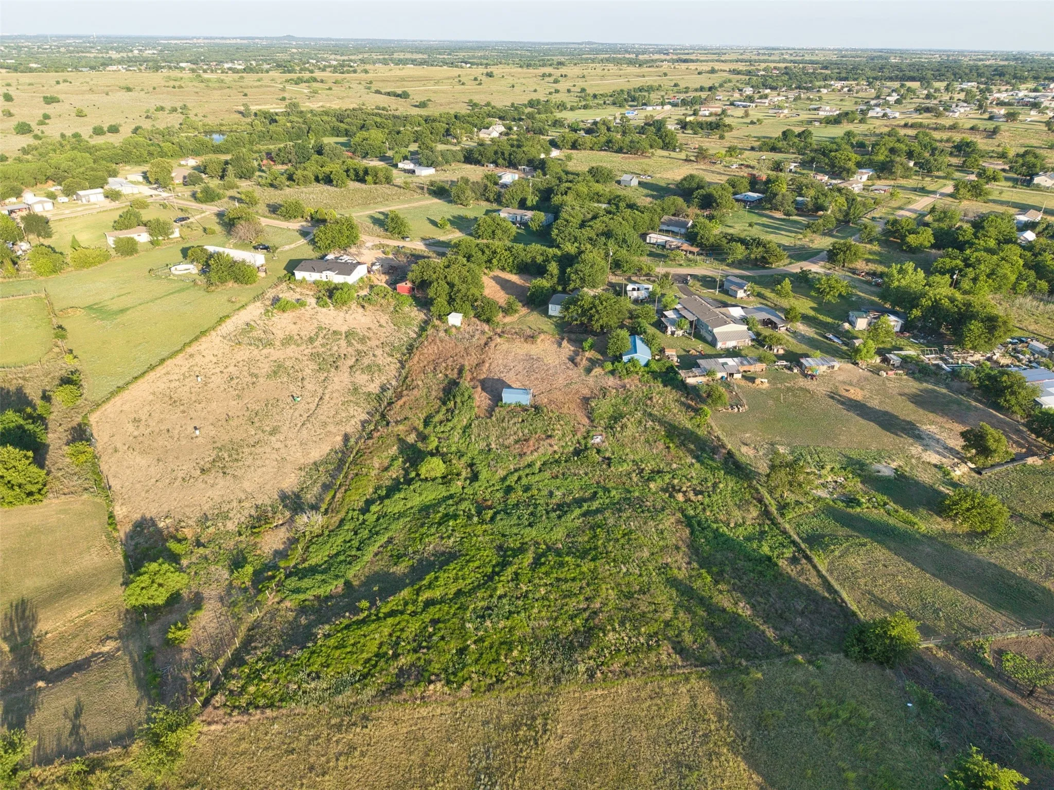 Mobile Home For Sale in Johnson County , 9608 Clark Street, Joshua, Texas 76058, 3 Bedroom, 2 Bathroom, Garage spaces, 1,936 Sqft, built in 2008, mls#21334351, Real Estate Agent in Joshua, Homes For Sale in Johnson county, Homes For Sale in Joshua, Realtor in Joshua Texas, Real Estate Brokerage Independent Realty Texas, Luminita Cordes Realtor