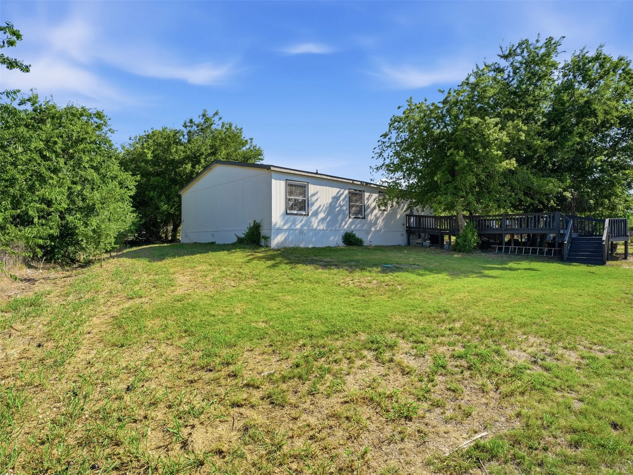 Mobile Home For Sale in Johnson County , 9608 Clark Street, Joshua, Texas 76058, 3 Bedroom, 2 Bathroom, Garage spaces, 1,936 Sqft, built in 2008, mls#21334351, Real Estate Agent in Joshua, Homes For Sale in Johnson county, Homes For Sale in Joshua, Realtor in Joshua Texas, Real Estate Brokerage Independent Realty Texas, Luminita Cordes Realtor