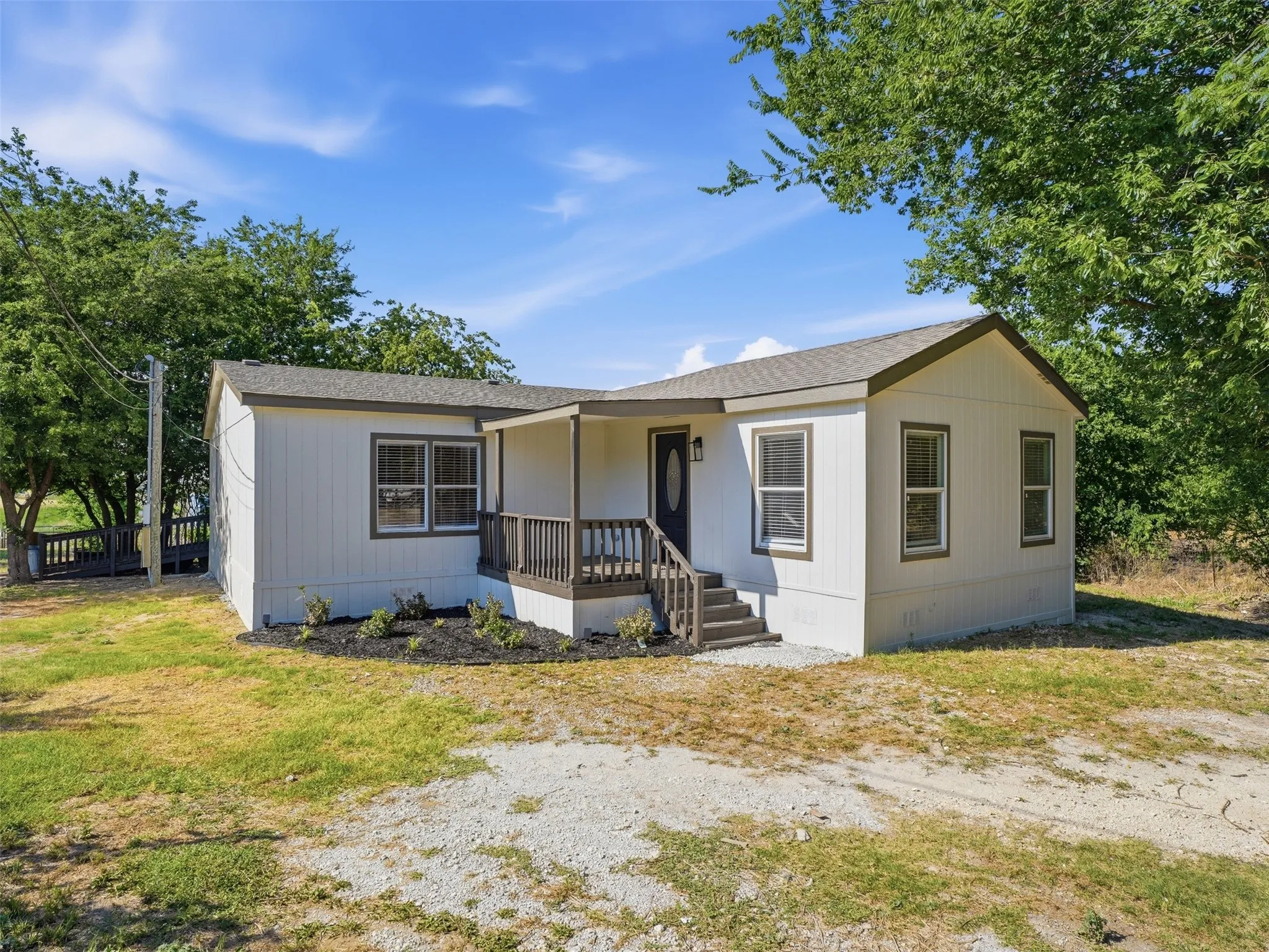 Mobile Home For Sale in Johnson County , 9608 Clark Street, Joshua, Texas 76058, 3 Bedroom, 2 Bathroom, Garage spaces, 1,936 Sqft, built in 2008, mls#21334351, Real Estate Agent in Joshua, Homes For Sale in Johnson county, Homes For Sale in Joshua, Realtor in Joshua Texas, Real Estate Brokerage Independent Realty Texas, Luminita Cordes Realtor