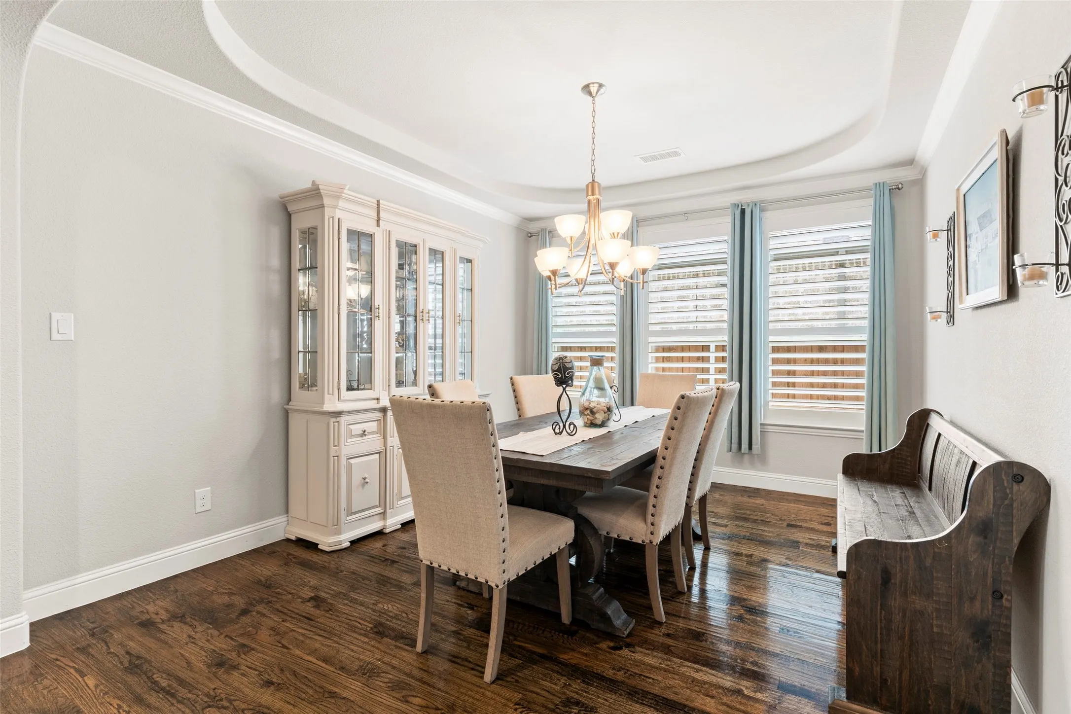 Formal Dining Room - or use as a Flex Room to fit your needs!