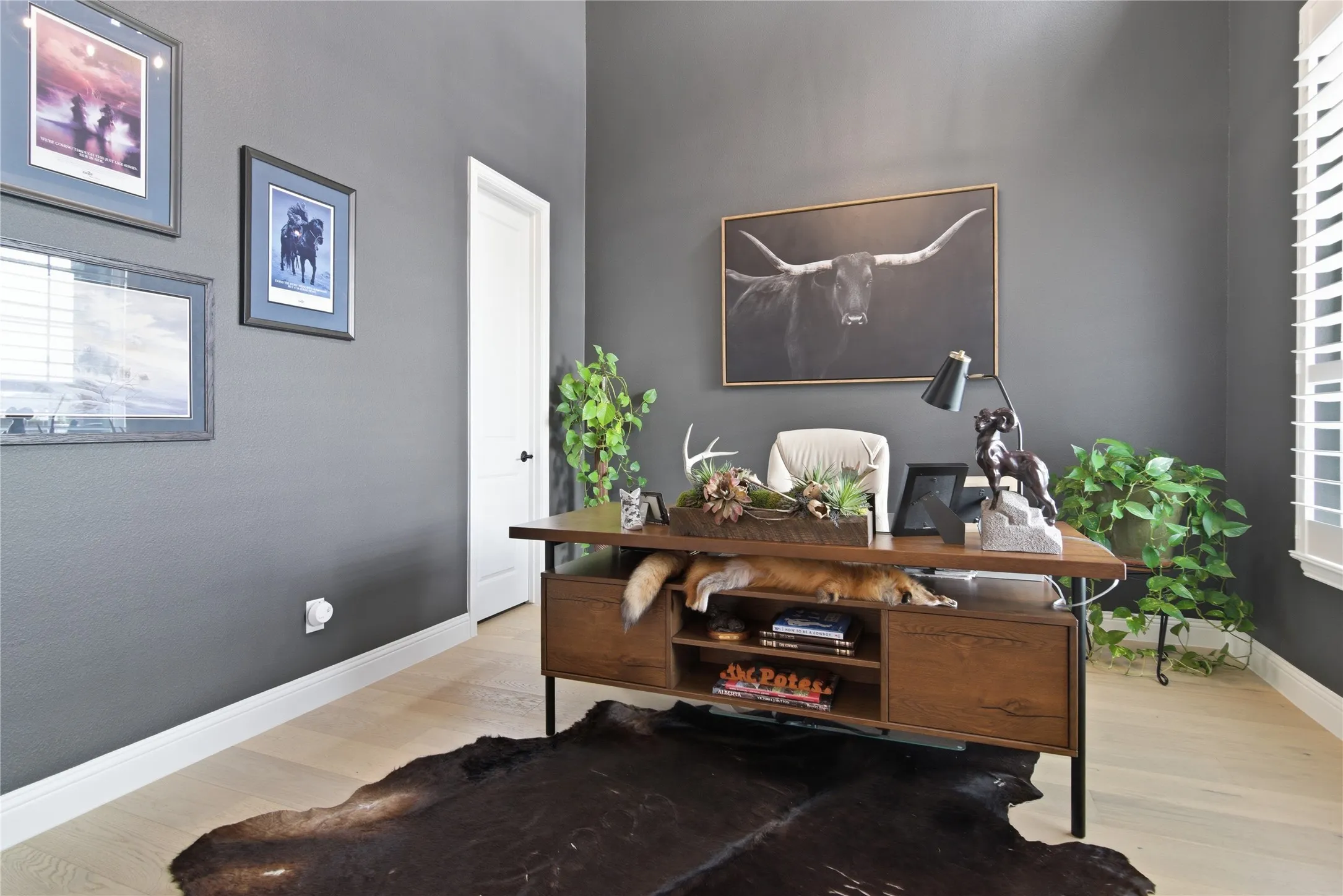 French doors, soaring ceiling, windows high for natural light. Walk in closet, extra insulation around the room.