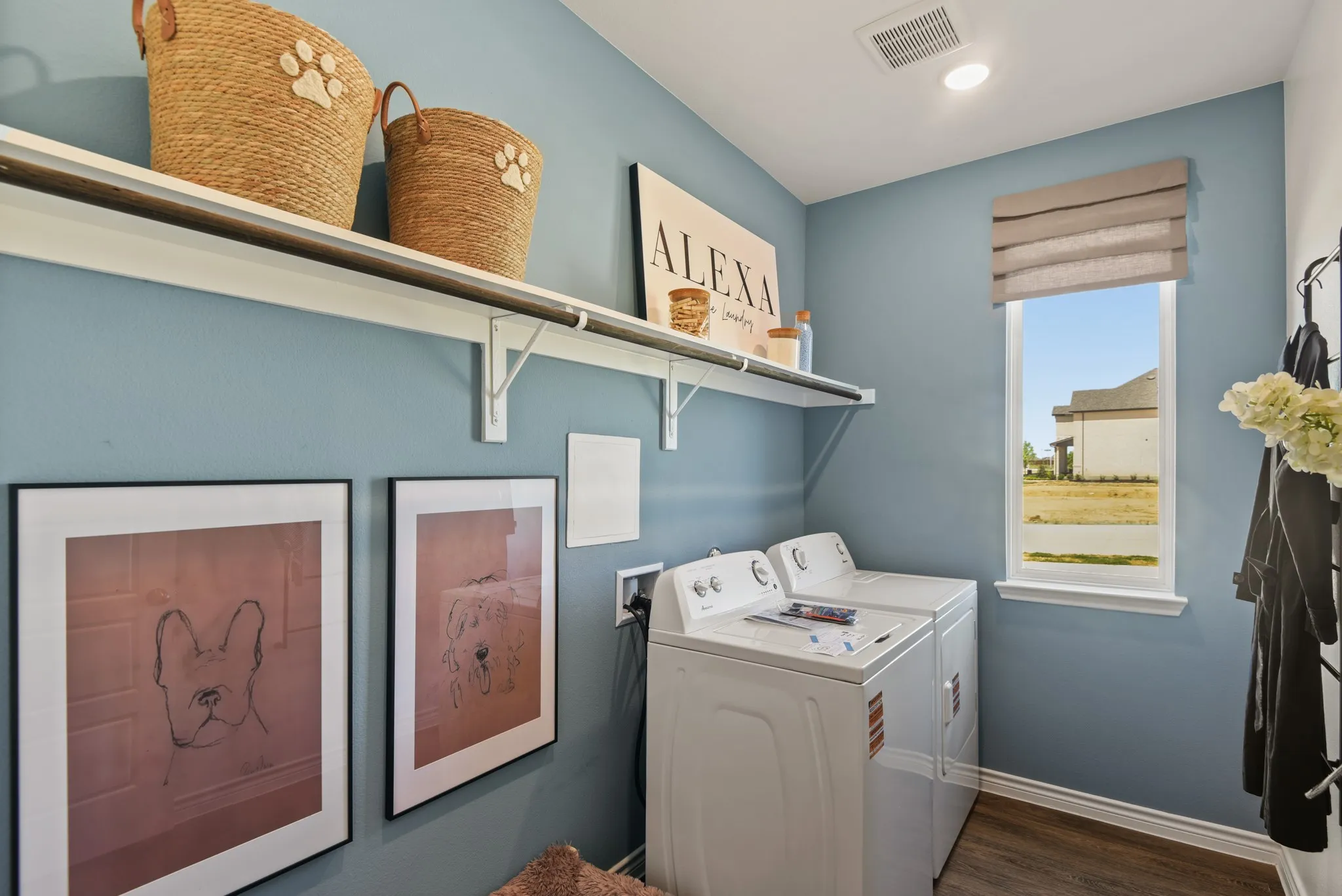 Photos are a representation of the floor plan. Options and interior selections will vary.