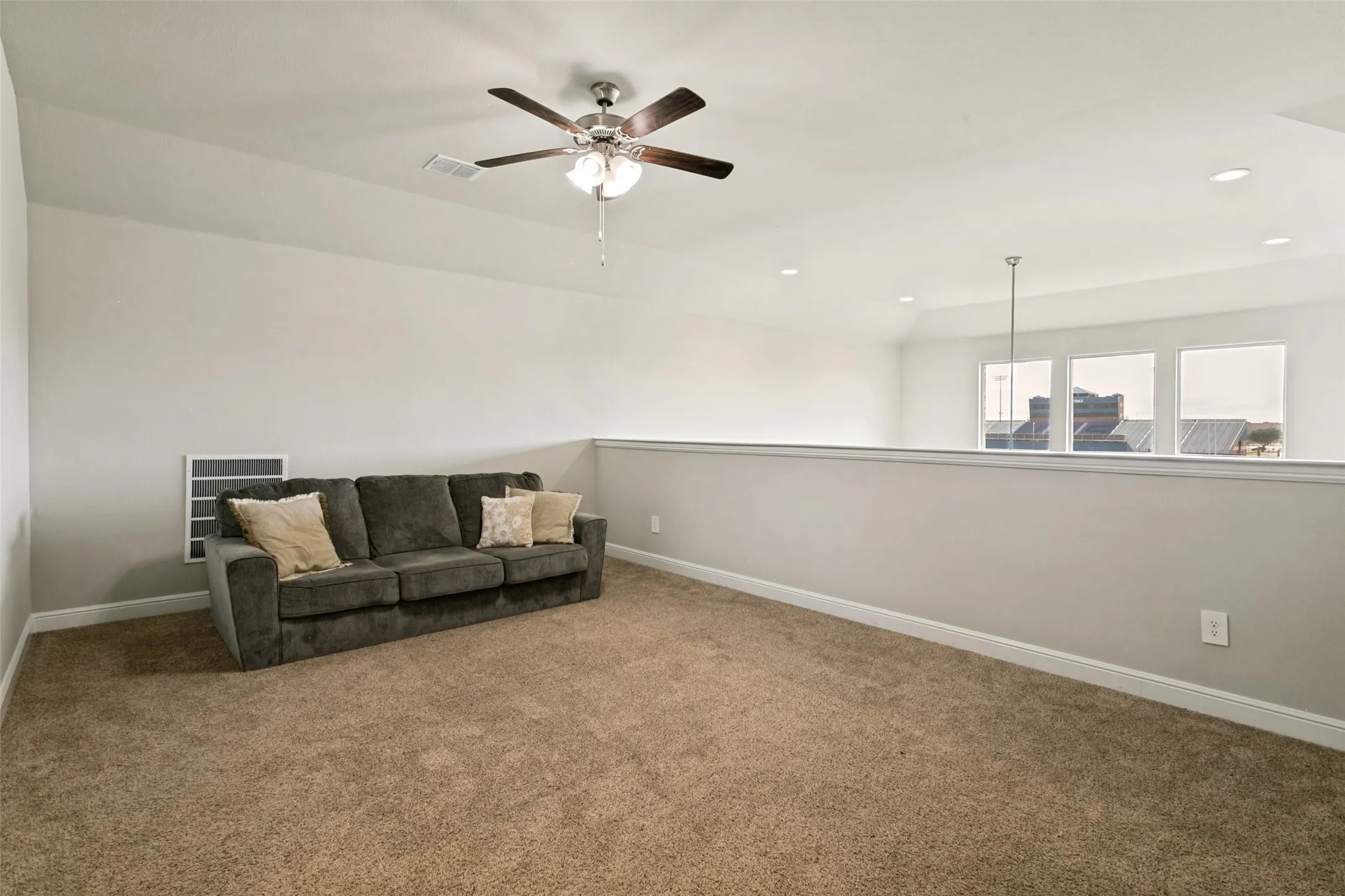 Single Family Residence For Sale in Johnson County , 832 Alexandria Lane, Joshua, Texas 76058, 4 Bedroom, 3 Bathroom, 2 Garage spaces, 3,006 Sqft, built in 2023, mls#21334261, Real Estate Agent in Joshua, Homes For Sale in Johnson county, Homes For Sale in Joshua, Realtor in Joshua Texas, Real Estate Brokerage Independent Realty Texas, Luminita Cordes Realtor