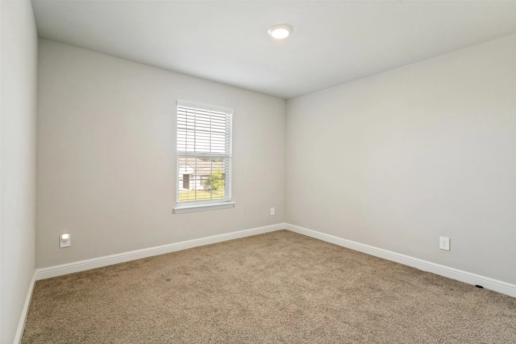 Single Family Residence For Sale in Johnson County , 832 Alexandria Lane, Joshua, Texas 76058, 4 Bedroom, 3 Bathroom, 2 Garage spaces, 3,006 Sqft, built in 2023, mls#21334261, Real Estate Agent in Joshua, Homes For Sale in Johnson county, Homes For Sale in Joshua, Realtor in Joshua Texas, Real Estate Brokerage Independent Realty Texas, Luminita Cordes Realtor