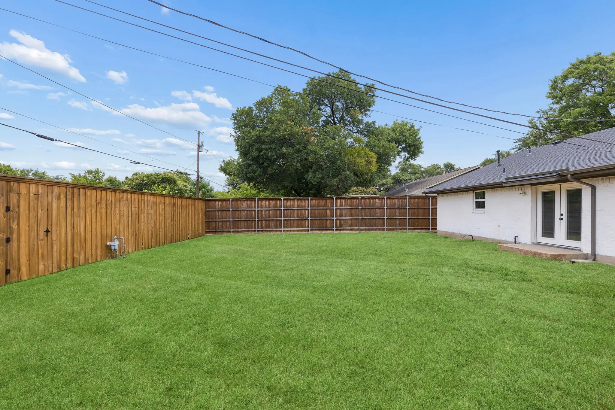 Single Family Residence For Sale in Dallas County , 8711 Hackney Lane, Dallas, Texas 75238, 3 Bedroom, 2 Bathroom, 2 Garage spaces, 1,478 Sqft, built in 1960, mls#21333939, Real Estate Agent in Dallas, Homes For Sale in Dallas county, Homes For Sale in Dallas, Realtor in Dallas Texas, Real Estate Brokerage Independent Realty Texas, Luminita Cordes Realtor