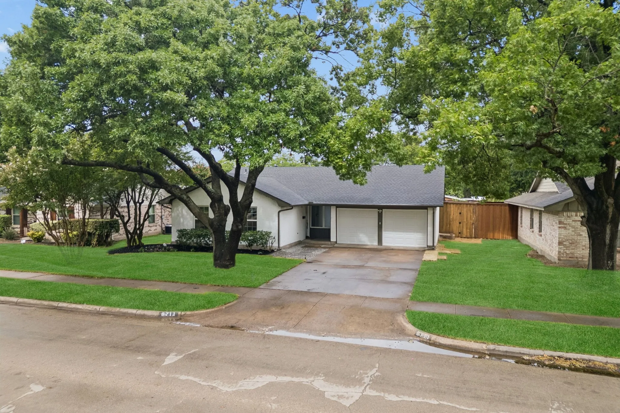Single Family Residence For Sale in Dallas County , 8711 Hackney Lane, Dallas, Texas 75238, 3 Bedroom, 2 Bathroom, 2 Garage spaces, 1,478 Sqft, built in 1960, mls#21333939, Real Estate Agent in Dallas, Homes For Sale in Dallas county, Homes For Sale in Dallas, Realtor in Dallas Texas, Real Estate Brokerage Independent Realty Texas, Luminita Cordes Realtor
