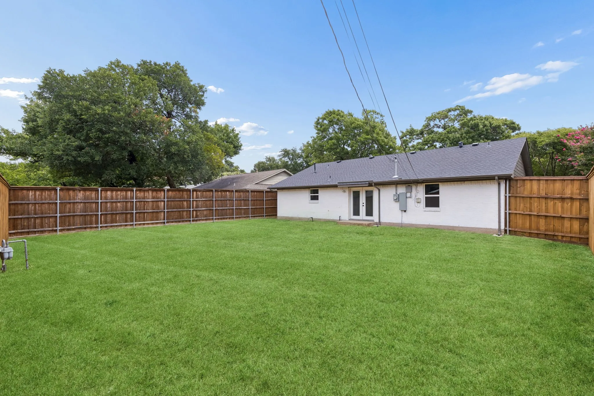 Single Family Residence For Sale in Dallas County , 8711 Hackney Lane, Dallas, Texas 75238, 3 Bedroom, 2 Bathroom, 2 Garage spaces, 1,478 Sqft, built in 1960, mls#21333939, Real Estate Agent in Dallas, Homes For Sale in Dallas county, Homes For Sale in Dallas, Realtor in Dallas Texas, Real Estate Brokerage Independent Realty Texas, Luminita Cordes Realtor