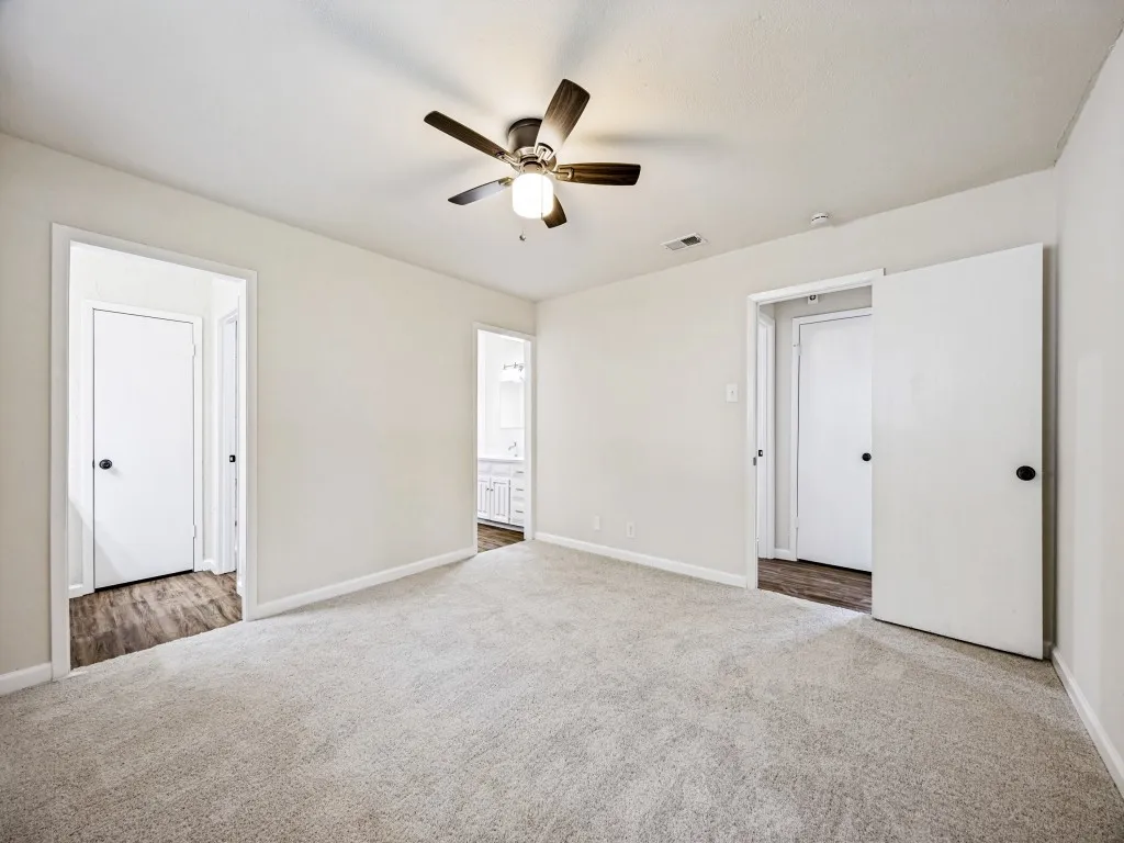 Single Family Residence For Sale in Grayson County , 3205 Northpoint Road, Sherman, Texas 75090, 3 Bedroom, 2 Bathroom, 2 Garage spaces, 1,451 Sqft, built in 1978, mls#21332380, Real Estate Agent in Sherman, Homes For Sale in Grayson county, Homes For Sale in Sherman, Realtor in Sherman Texas, Real Estate Brokerage Independent Realty Texas, Luminita Cordes Realtor