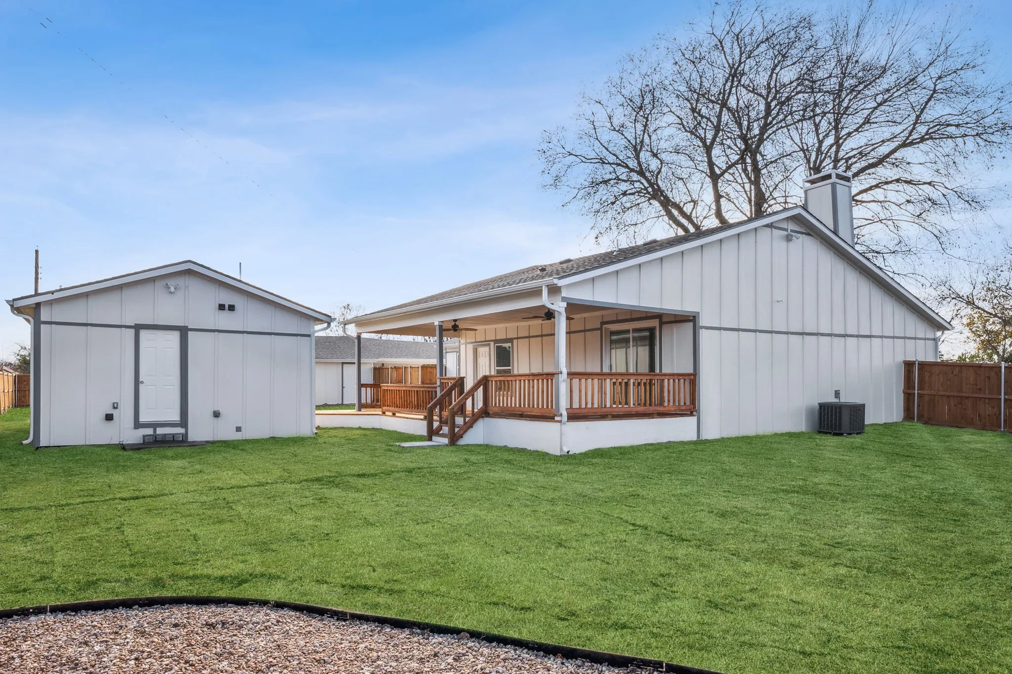 Single Family Residence For Sale in Collin County , 4535 County Road 894, Princeton, Texas 75407, 5 Bedroom, 3 Bathroom, 2 Garage spaces, 1,736 Sqft, built in 1975, mls#21334447, Real Estate Agent in Princeton, Homes For Sale in Collin county, Homes For Sale in Princeton, Realtor in Princeton Texas, Real Estate Brokerage Independent Realty Texas, Luminita Cordes Realtor