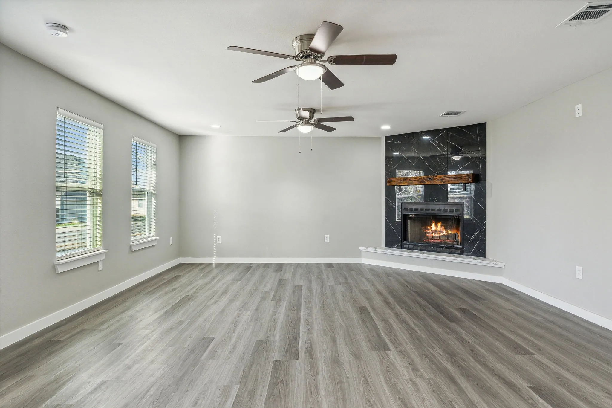 Single Family Residence For Sale in Collin County , 4535 County Road 894, Princeton, Texas 75407, 5 Bedroom, 3 Bathroom, 2 Garage spaces, 1,736 Sqft, built in 1975, mls#21334447, Real Estate Agent in Princeton, Homes For Sale in Collin county, Homes For Sale in Princeton, Realtor in Princeton Texas, Real Estate Brokerage Independent Realty Texas, Luminita Cordes Realtor