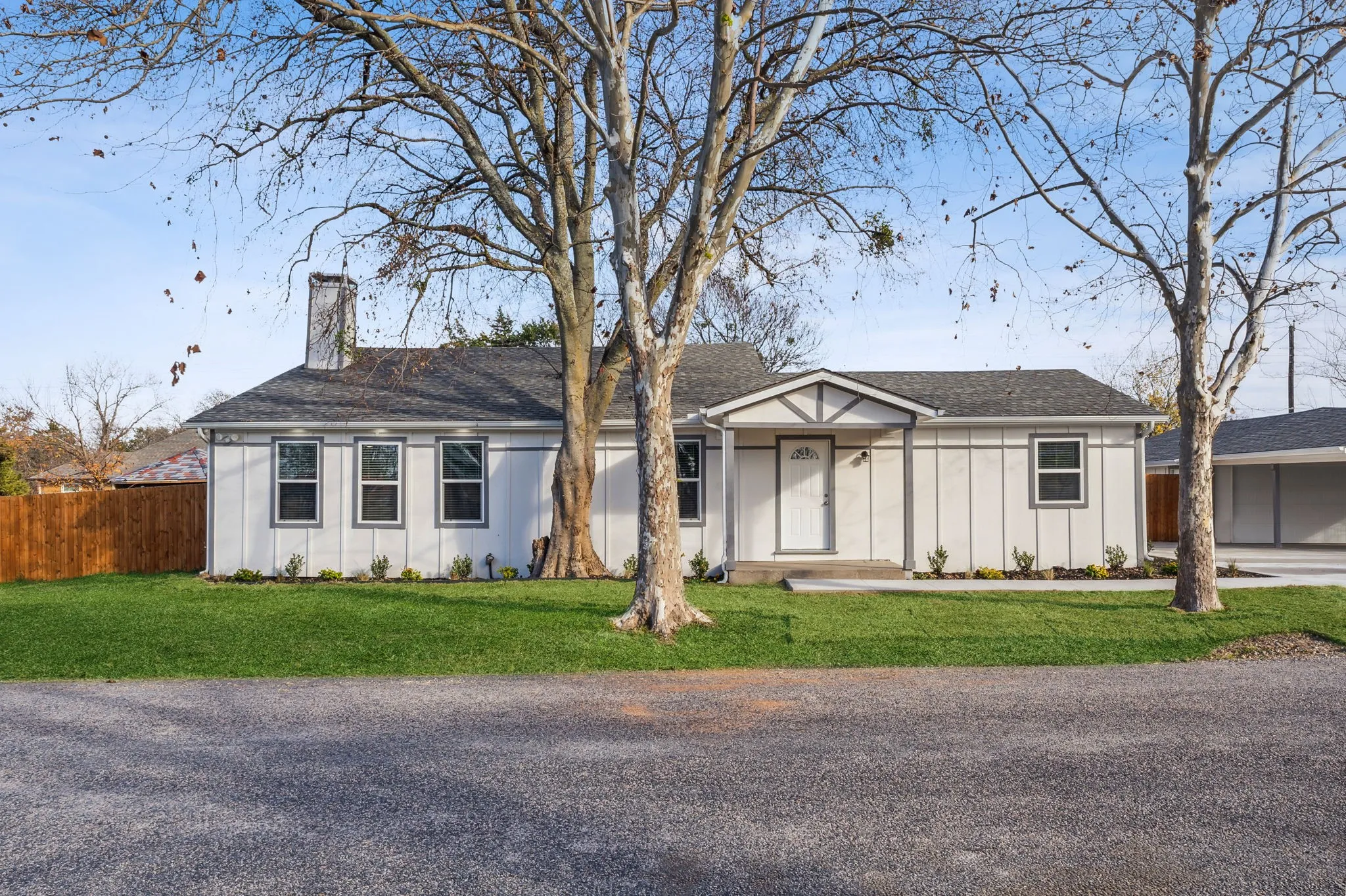 Single Family Residence For Sale in Collin County , 4535 County Road 894, Princeton, Texas 75407, 5 Bedroom, 3 Bathroom, 2 Garage spaces, 1,736 Sqft, built in 1975, mls#21334447, Real Estate Agent in Princeton, Homes For Sale in Collin county, Homes For Sale in Princeton, Realtor in Princeton Texas, Real Estate Brokerage Independent Realty Texas, Luminita Cordes Realtor