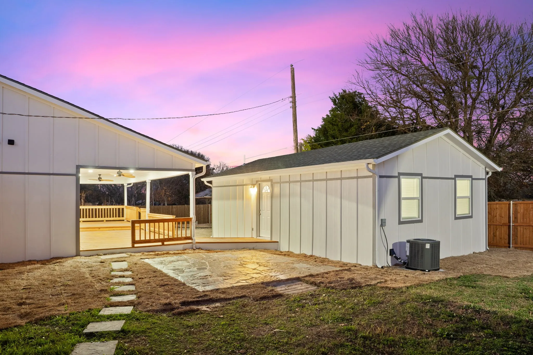 Single Family Residence For Sale in Collin County , 4535 County Road 894, Princeton, Texas 75407, 5 Bedroom, 3 Bathroom, 2 Garage spaces, 1,736 Sqft, built in 1975, mls#21334447, Real Estate Agent in Princeton, Homes For Sale in Collin county, Homes For Sale in Princeton, Realtor in Princeton Texas, Real Estate Brokerage Independent Realty Texas, Luminita Cordes Realtor