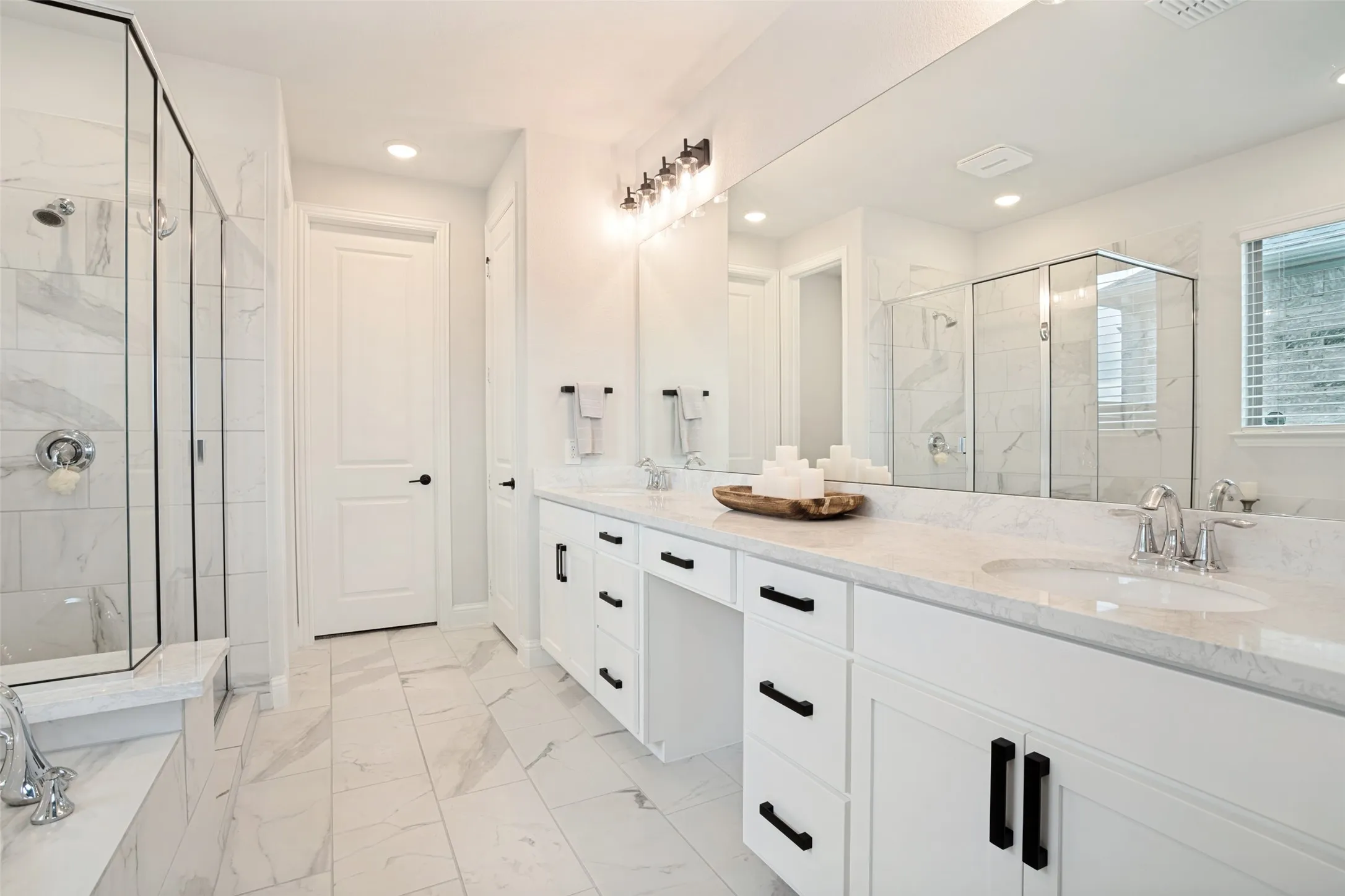 Single Family Residence For Sale in Denton County , 2817 Buckthorn Road, Northlake, Texas 76226, 4 Bedroom, 5 Bathroom, 3 Garage spaces, 3,257 Sqft, built in 2021, mls#21332459, Real Estate Agent in Northlake, Homes For Sale in Denton county, Homes For Sale in Northlake, Realtor in Northlake Texas, Real Estate Brokerage Independent Realty Texas, Luminita Cordes Realtor