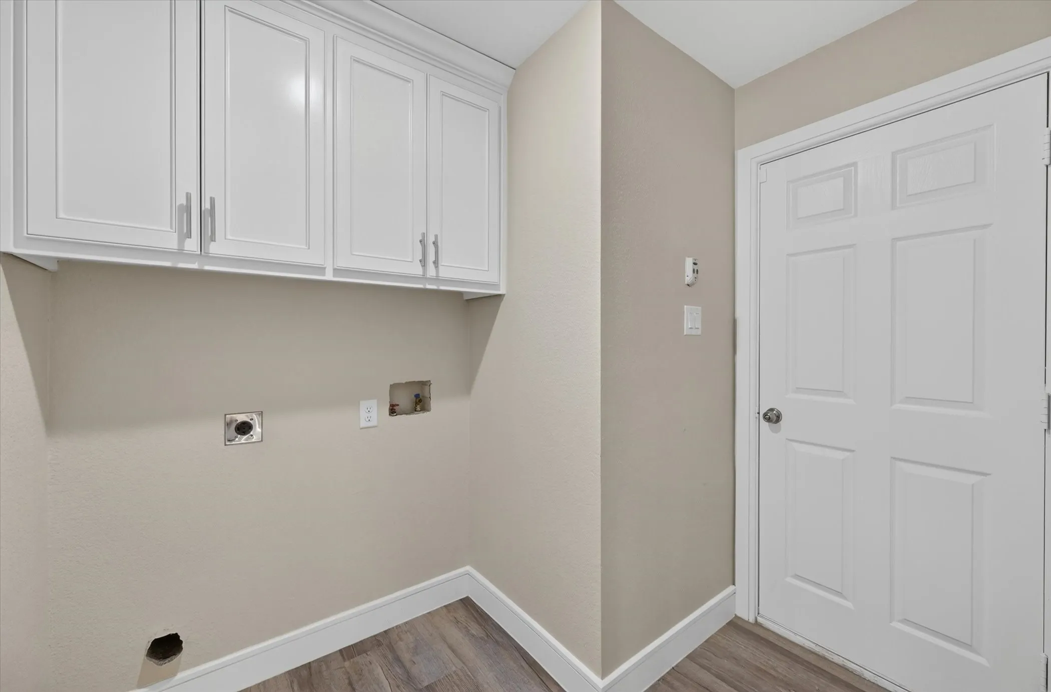 Single Family Residence For Sale in Tarrant County , 640 Fossil Wood Drive, Saginaw, Texas 76179, 4 Bedroom, 3 Bathroom, 2 Garage spaces, 2,002 Sqft, built in 2005, mls#21333817, Real Estate Agent in Saginaw, Homes For Sale in Tarrant county, Homes For Sale in Saginaw, Realtor in Saginaw Texas, Real Estate Brokerage Independent Realty Texas, Luminita Cordes Realtor