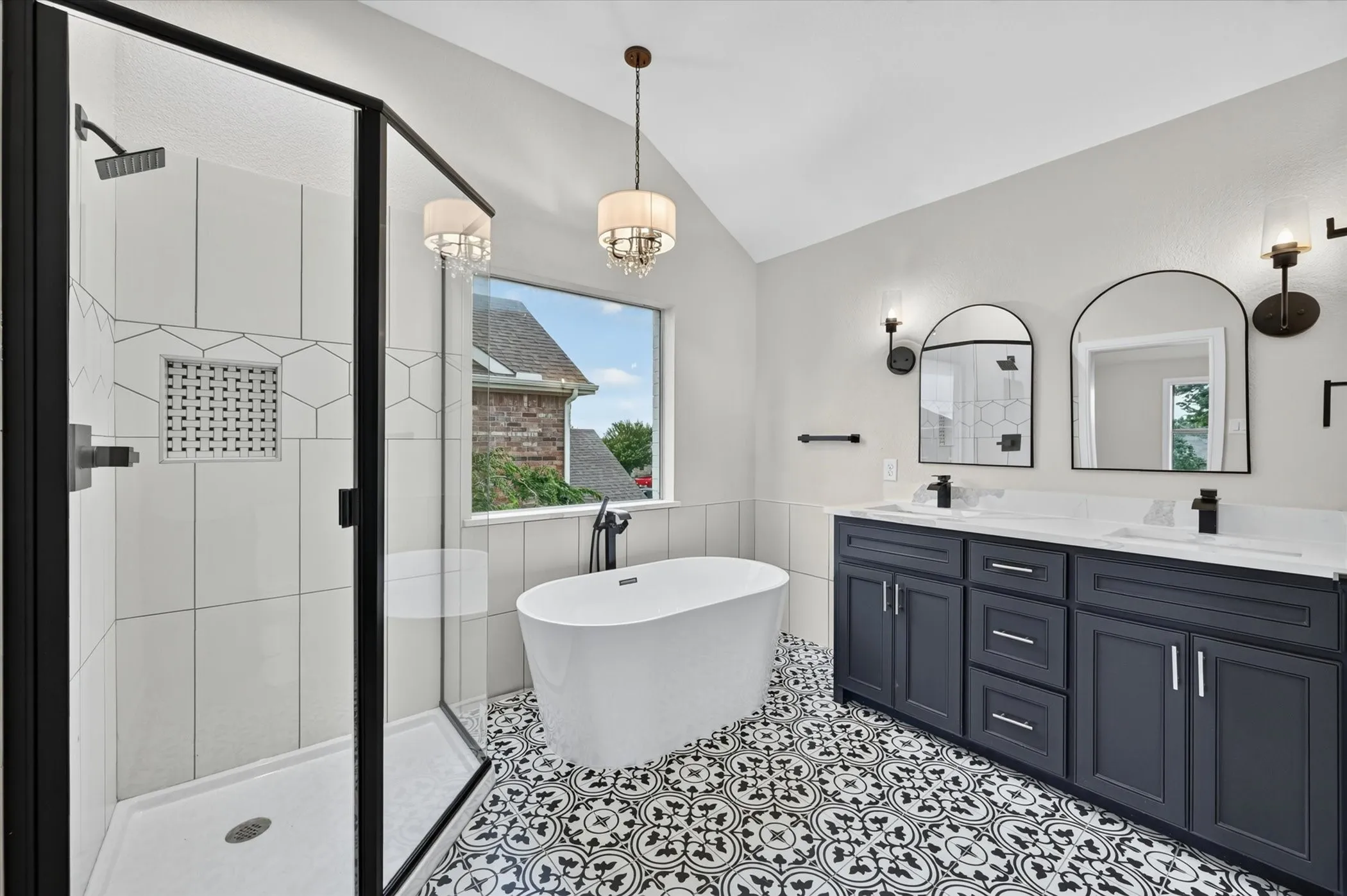 Single Family Residence For Sale in Tarrant County , 640 Fossil Wood Drive, Saginaw, Texas 76179, 4 Bedroom, 3 Bathroom, 2 Garage spaces, 2,002 Sqft, built in 2005, mls#21333817, Real Estate Agent in Saginaw, Homes For Sale in Tarrant county, Homes For Sale in Saginaw, Realtor in Saginaw Texas, Real Estate Brokerage Independent Realty Texas, Luminita Cordes Realtor