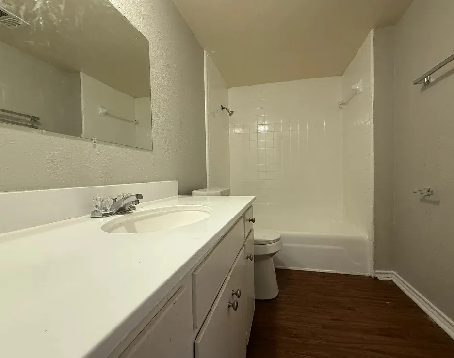 Duplex For Rent in Denton County , 730 Londonderry Lane 734, Denton, Texas 76205, 3 Bedroom, 2 Bathroom, 2 Garage spaces, 1,329 Sqft, built in 1974, mls#21330879, Real Estate Agent in Denton, Homes For Rent in Denton county, Homes For Rent in Denton, Realtor in Denton Texas, Real Estate Brokerage Independent Realty Texas, Luminita Cordes Realtor