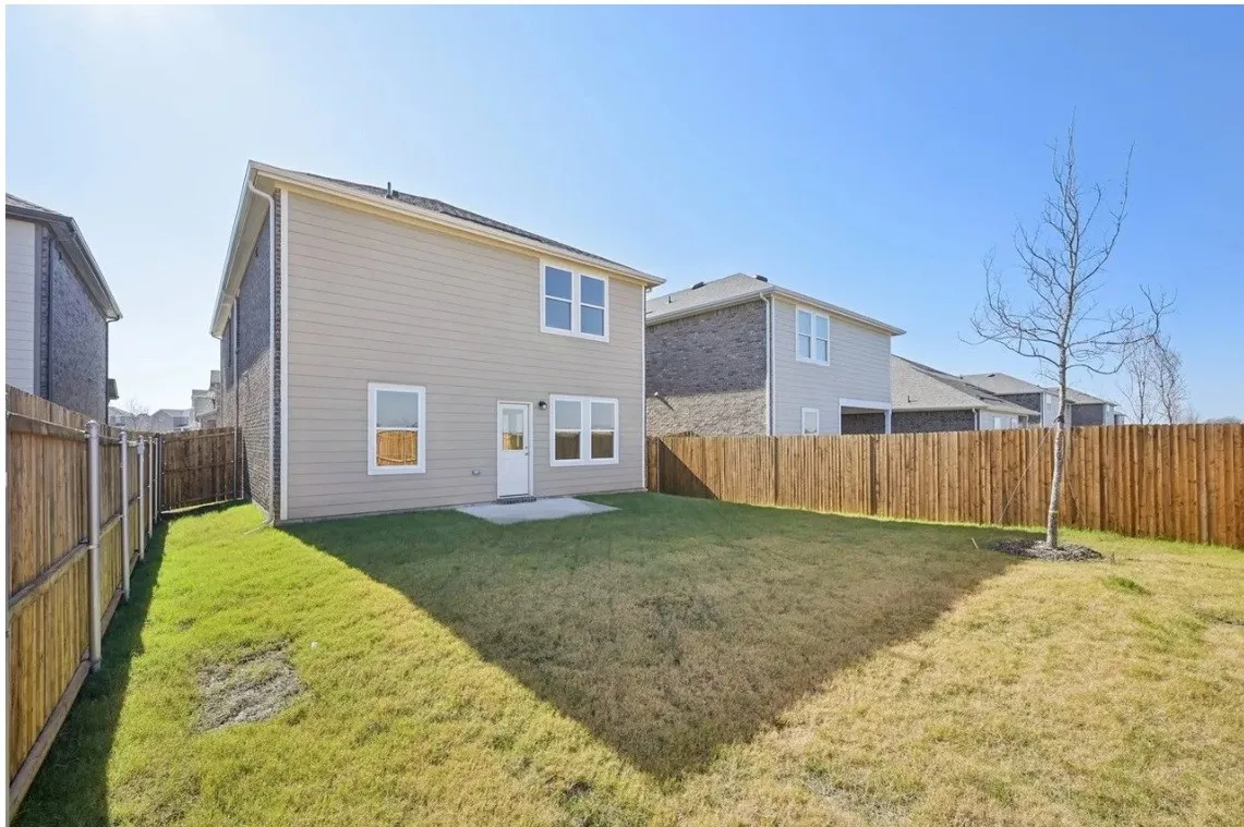 Single Family Residence For Rent in Collin County , 2013 Meadow Park Drive, Melissa, Texas 75454, 5 Bedroom, 3 Bathroom, 2 Garage spaces, 2,609 Sqft, built in 2025, mls#21334528, Real Estate Agent in Melissa, Homes For Rent in Collin county, Homes For Rent in Melissa, Realtor in Melissa Texas, Real Estate Brokerage Independent Realty Texas, Luminita Cordes Realtor