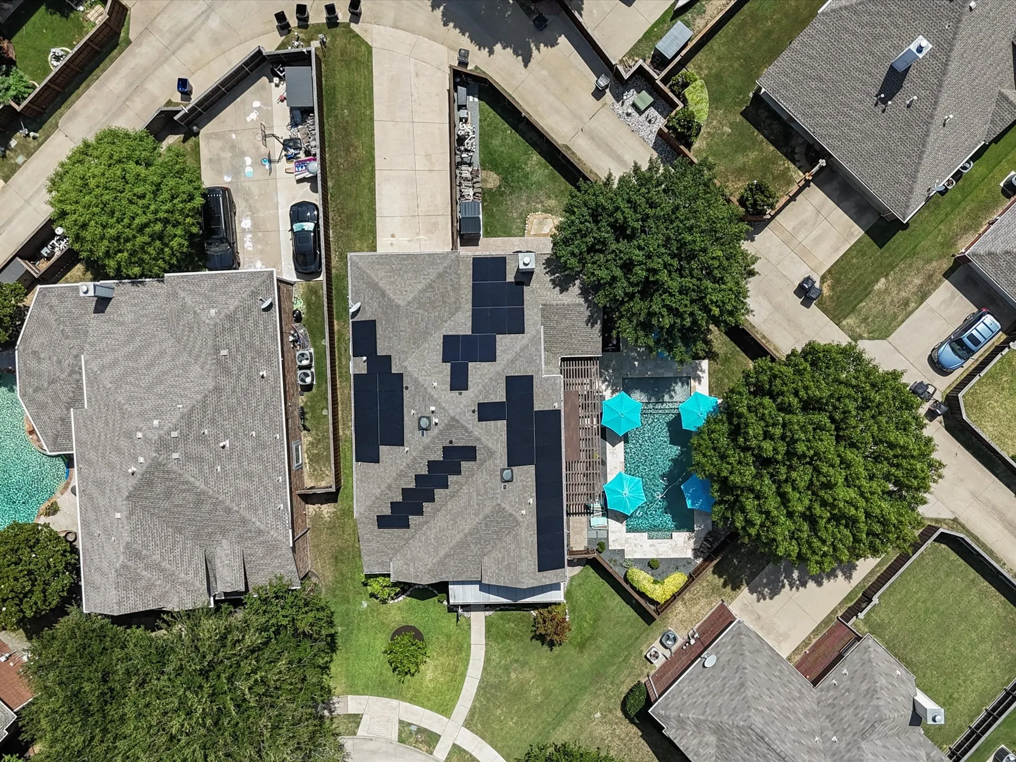 Single Family Residence For Sale in Collin County , 7405 Ravenhill Drive, Frisco, Texas 75035, 5 Bedroom, 4 Bathroom, 2 Garage spaces, 3,641 Sqft, built in 2003, mls#21334464, Real Estate Agent in Frisco, Homes For Sale in Collin county, Homes For Sale in Frisco, Realtor in Frisco Texas, Real Estate Brokerage Independent Realty Texas, Luminita Cordes Realtor