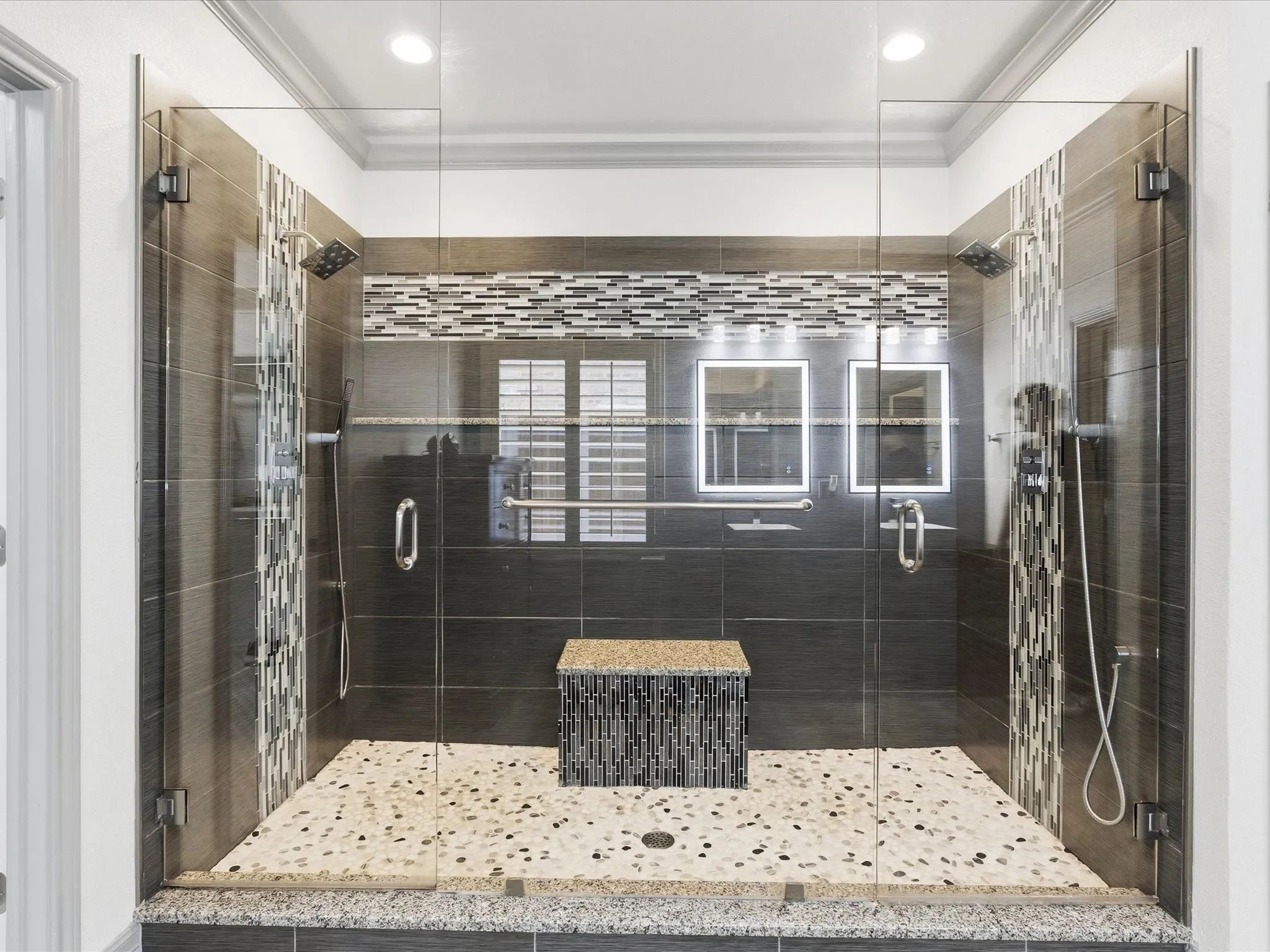 Single Family Residence For Sale in Collin County , 7405 Ravenhill Drive, Frisco, Texas 75035, 5 Bedroom, 4 Bathroom, 2 Garage spaces, 3,641 Sqft, built in 2003, mls#21334464, Real Estate Agent in Frisco, Homes For Sale in Collin county, Homes For Sale in Frisco, Realtor in Frisco Texas, Real Estate Brokerage Independent Realty Texas, Luminita Cordes Realtor