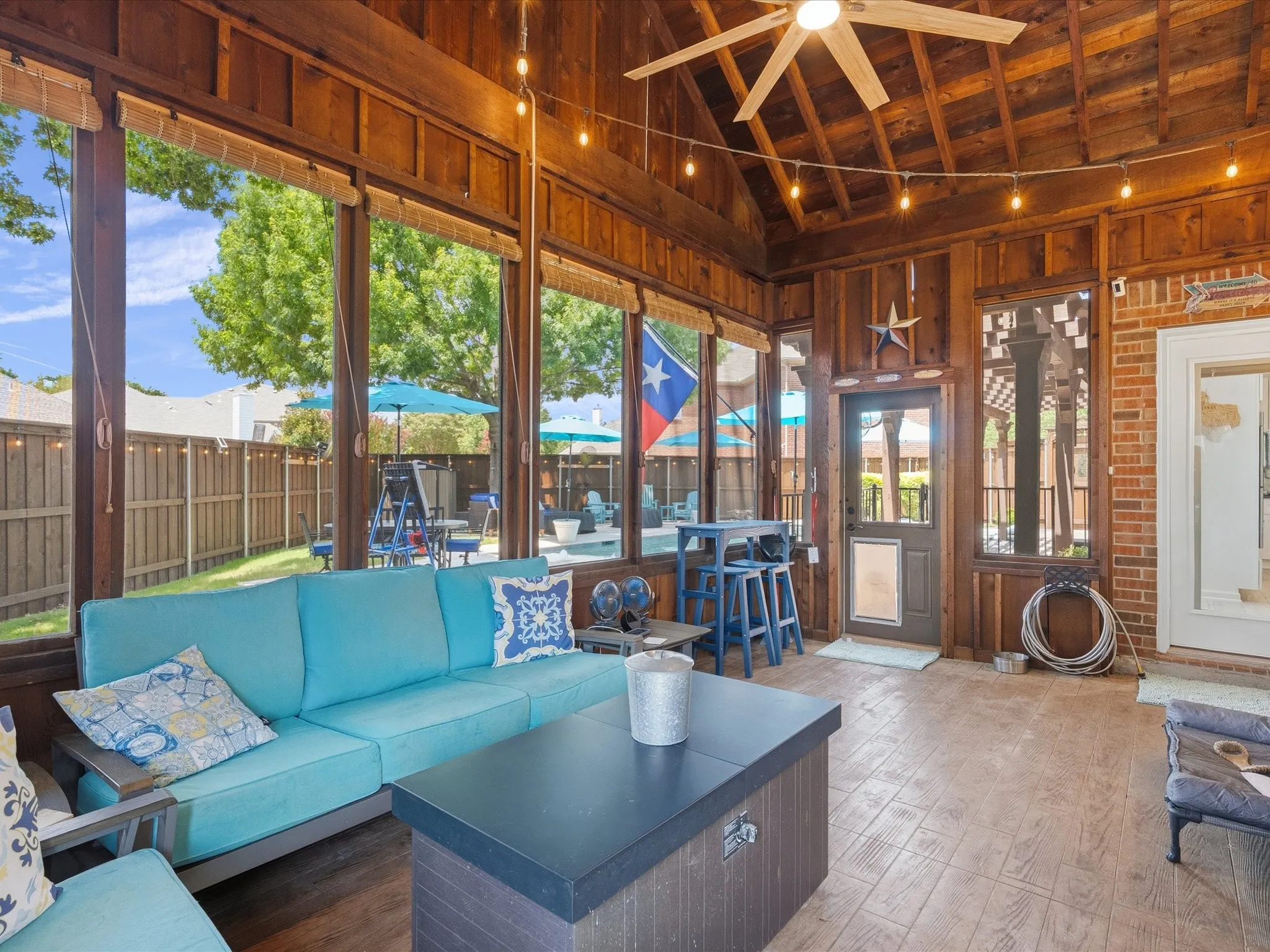 screened in porch