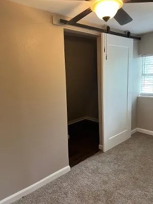 landing, and can be used as additional bedroom, office, crafting, etc