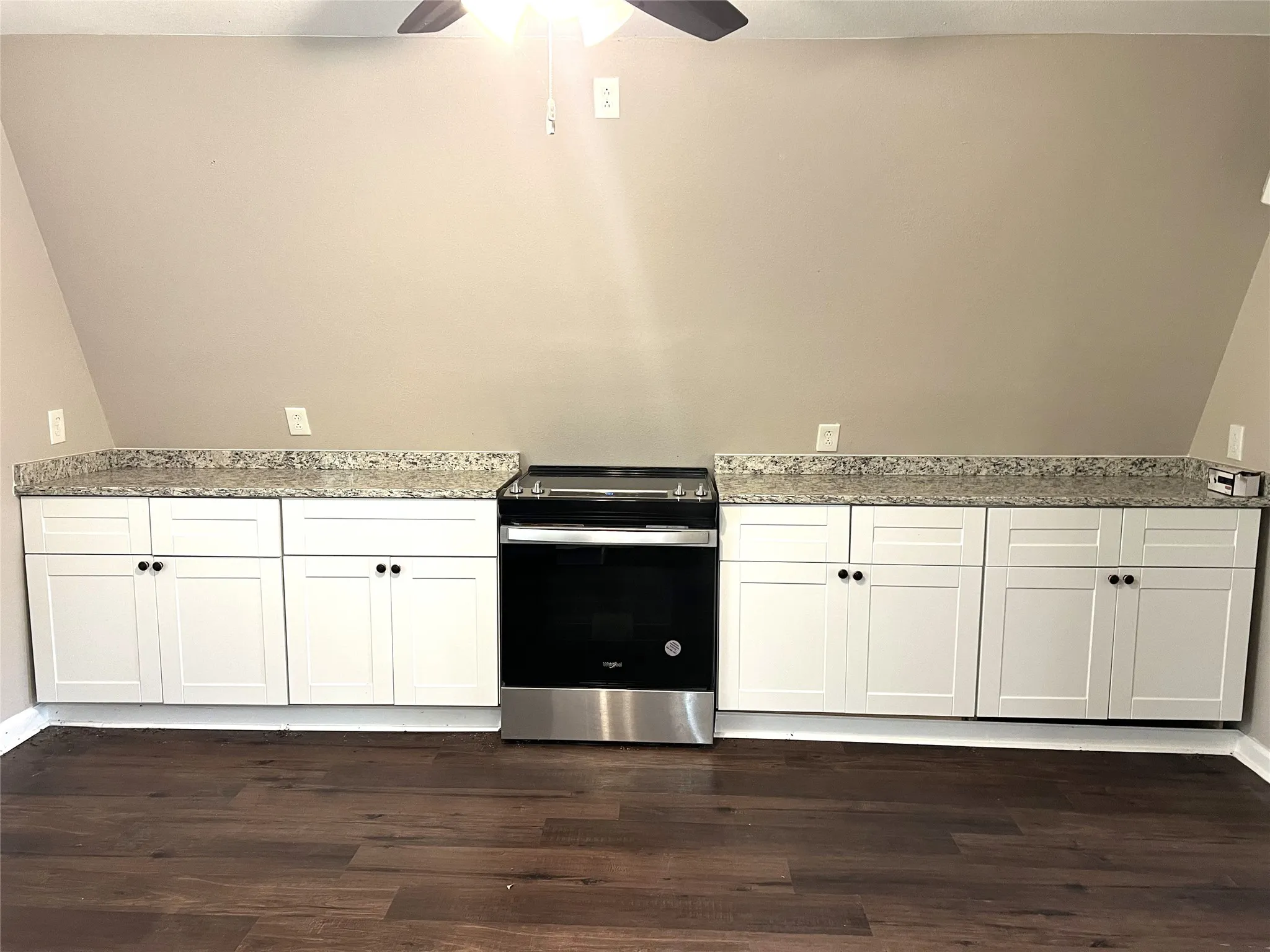 Single Family Residence For Sale in Brown County , 7809 Shannon Drive, Brownwood, Texas 76801, 1 Bedroom, 2 Bathrooms, 1 Garage spaces, 1,254 Sqft, built in 0, Price $169,900, mls#21333392, Real Estate Agent in Brownwood, Homes For Sale in Brown county, Homes For Sale in Brownwood, Realtor in Brownwood Texas, Real Estate Brokerage Independent Realty Texas, Luminita Cordes Realtor