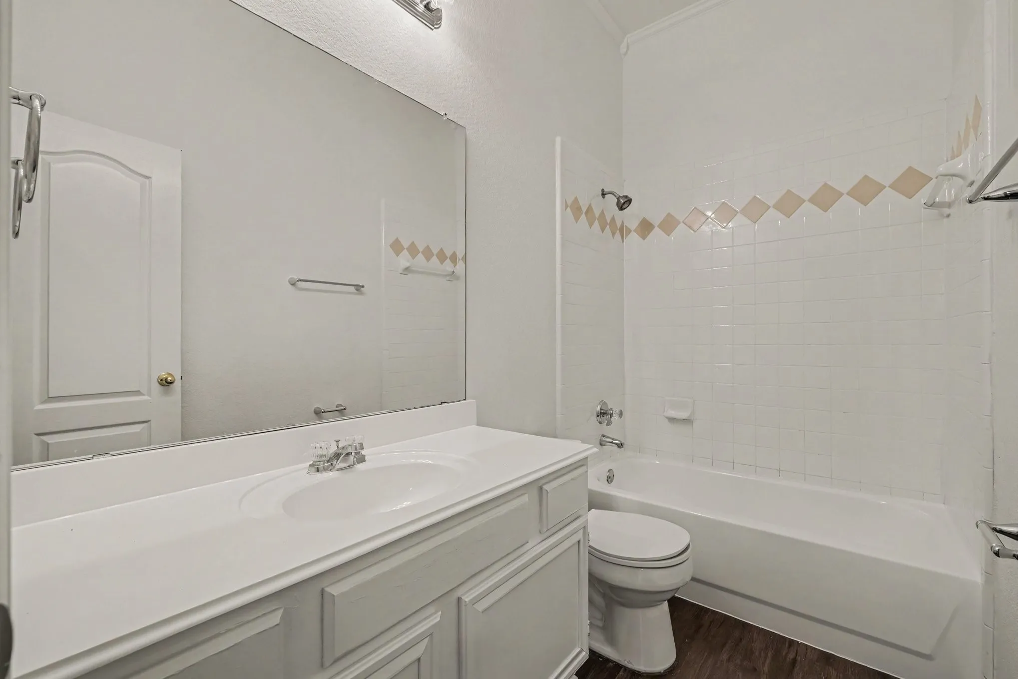 Single Family Residence For Sale in Collin County , 11709 Amber Valley Drive, Frisco, Texas 75035, 3 Bedroom, 2 Bathroom, 2 Garage spaces, 1,613 Sqft, built in 1996, mls#21311334, Real Estate Agent in Frisco, Homes For Sale in Collin county, Homes For Sale in Frisco, Realtor in Frisco Texas, Real Estate Brokerage Independent Realty Texas, Luminita Cordes Realtor