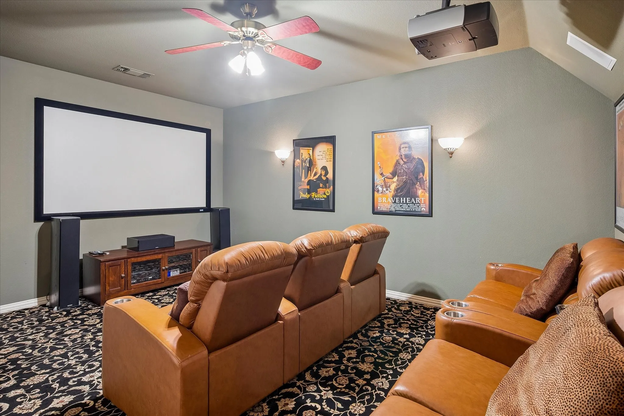 Single Family Residence For Sale in Denton County , 5336 Breckenridge Court, Frisco, Texas 75034, 5 Bedroom, 4 Bathroom, 3 Garage spaces, 4,231 Sqft, built in 2000, mls#21322226, Real Estate Agent in Frisco, Homes For Sale in Denton county, Homes For Sale in Frisco, Realtor in Frisco Texas, Real Estate Brokerage Independent Realty Texas, Luminita Cordes Realtor