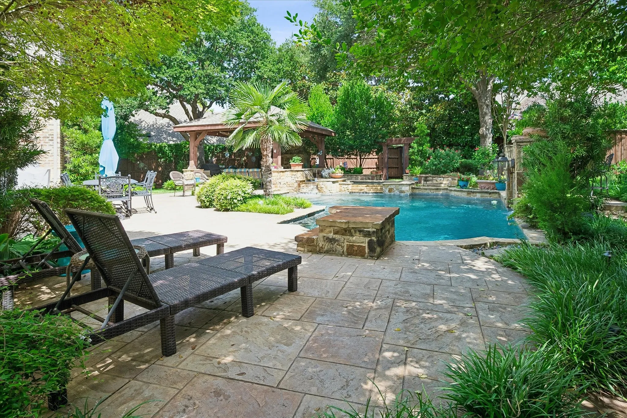 Single Family Residence For Sale in Denton County , 5336 Breckenridge Court, Frisco, Texas 75034, 5 Bedroom, 4 Bathroom, 3 Garage spaces, 4,231 Sqft, built in 2000, mls#21322226, Real Estate Agent in Frisco, Homes For Sale in Denton county, Homes For Sale in Frisco, Realtor in Frisco Texas, Real Estate Brokerage Independent Realty Texas, Luminita Cordes Realtor