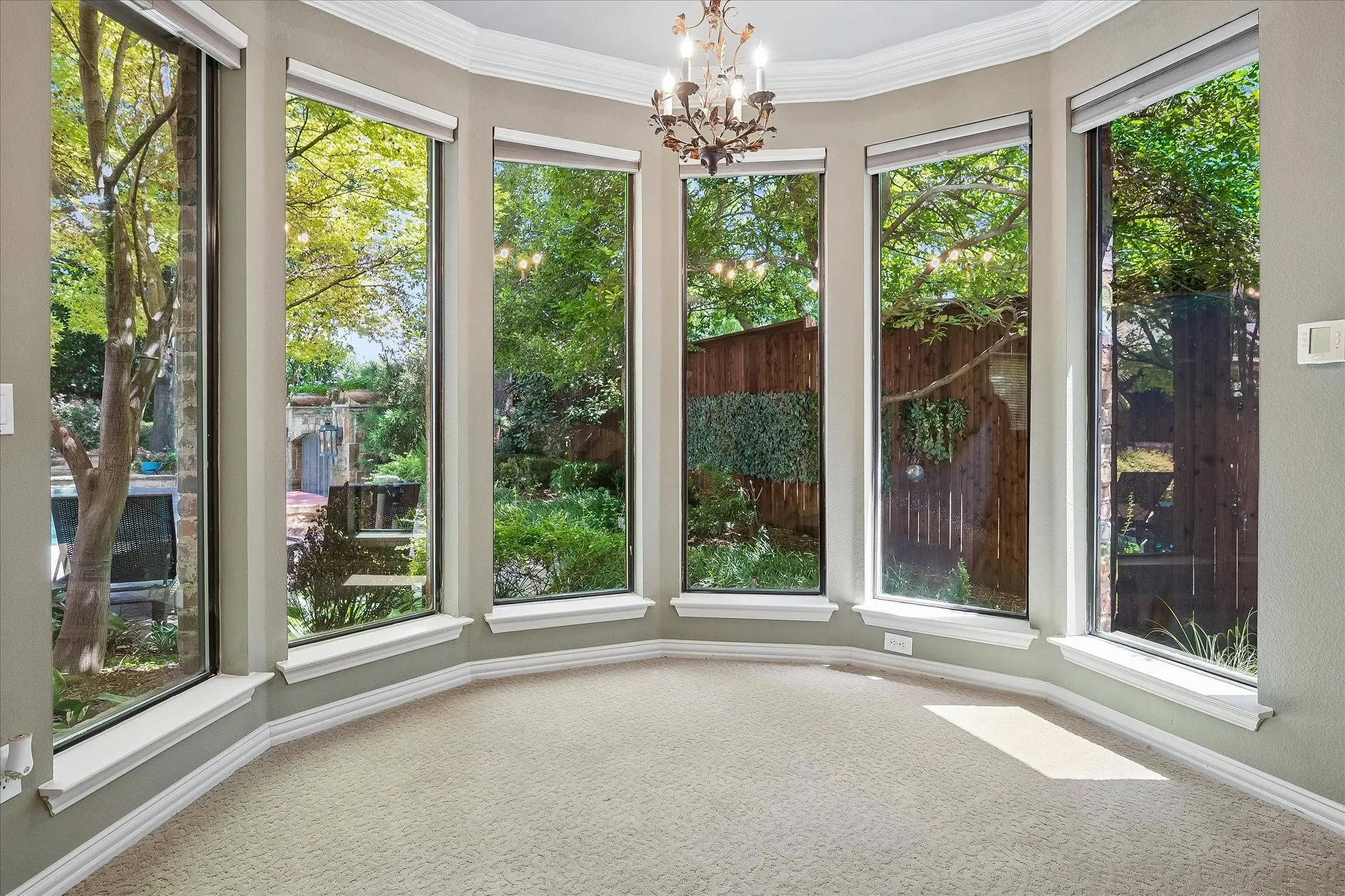 Single Family Residence For Sale in Denton County , 5336 Breckenridge Court, Frisco, Texas 75034, 5 Bedroom, 4 Bathroom, 3 Garage spaces, 4,231 Sqft, built in 2000, mls#21322226, Real Estate Agent in Frisco, Homes For Sale in Denton county, Homes For Sale in Frisco, Realtor in Frisco Texas, Real Estate Brokerage Independent Realty Texas, Luminita Cordes Realtor