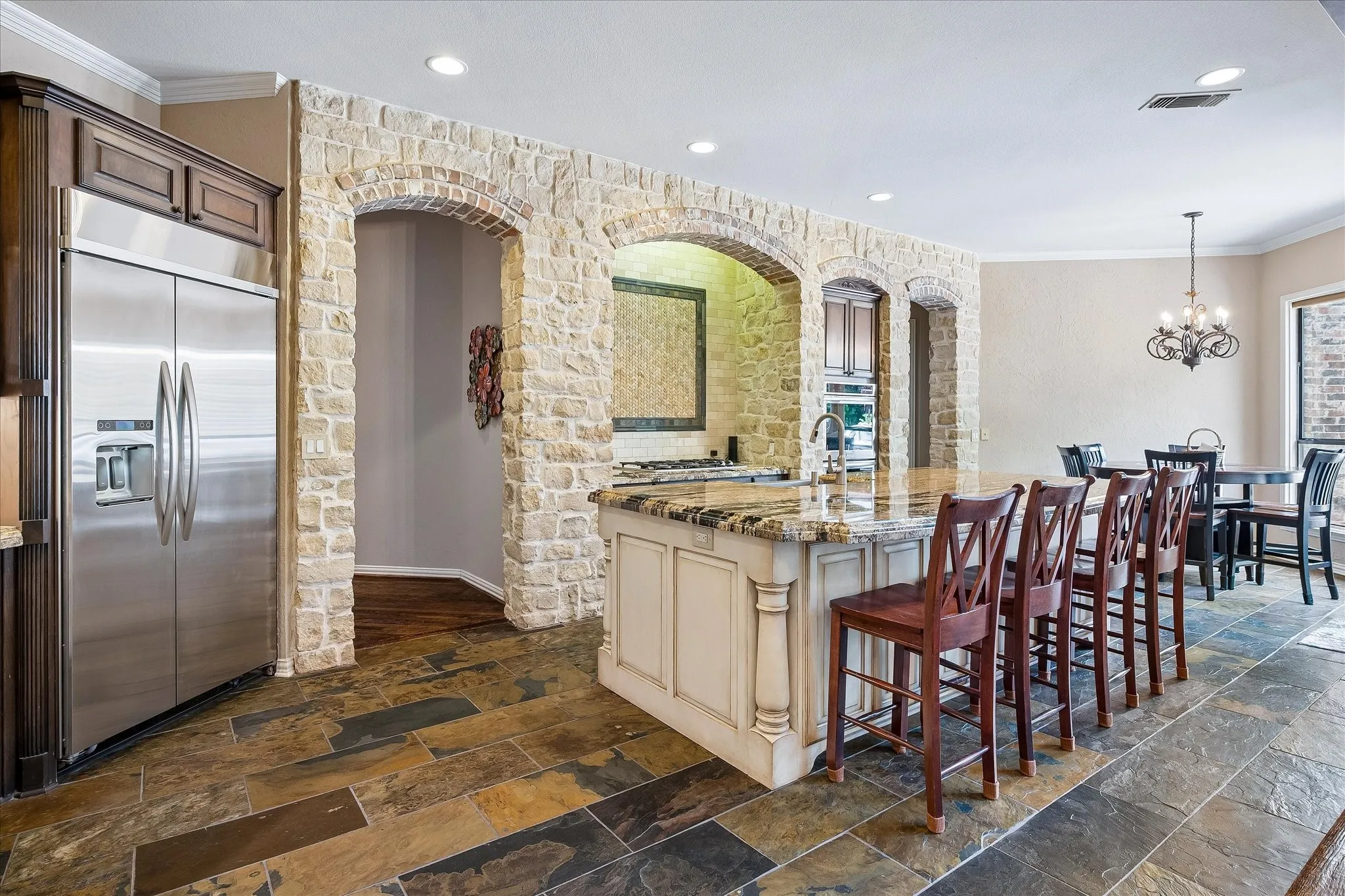 Single Family Residence For Sale in Denton County , 5336 Breckenridge Court, Frisco, Texas 75034, 5 Bedroom, 4 Bathroom, 3 Garage spaces, 4,231 Sqft, built in 2000, mls#21322226, Real Estate Agent in Frisco, Homes For Sale in Denton county, Homes For Sale in Frisco, Realtor in Frisco Texas, Real Estate Brokerage Independent Realty Texas, Luminita Cordes Realtor