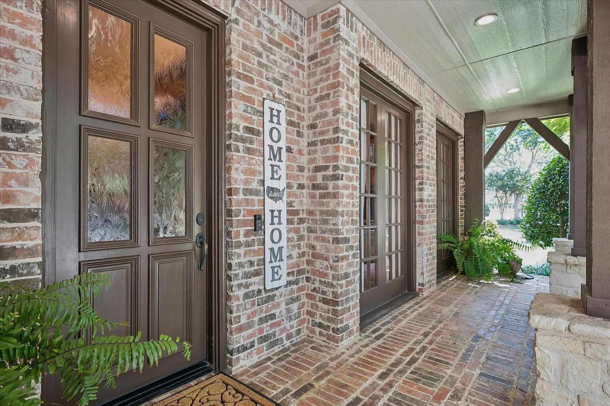 Single Family Residence For Sale in Denton County , 5336 Breckenridge Court, Frisco, Texas 75034, 5 Bedroom, 4 Bathroom, 3 Garage spaces, 4,231 Sqft, built in 2000, mls#21322226, Real Estate Agent in Frisco, Homes For Sale in Denton county, Homes For Sale in Frisco, Realtor in Frisco Texas, Real Estate Brokerage Independent Realty Texas, Luminita Cordes Realtor